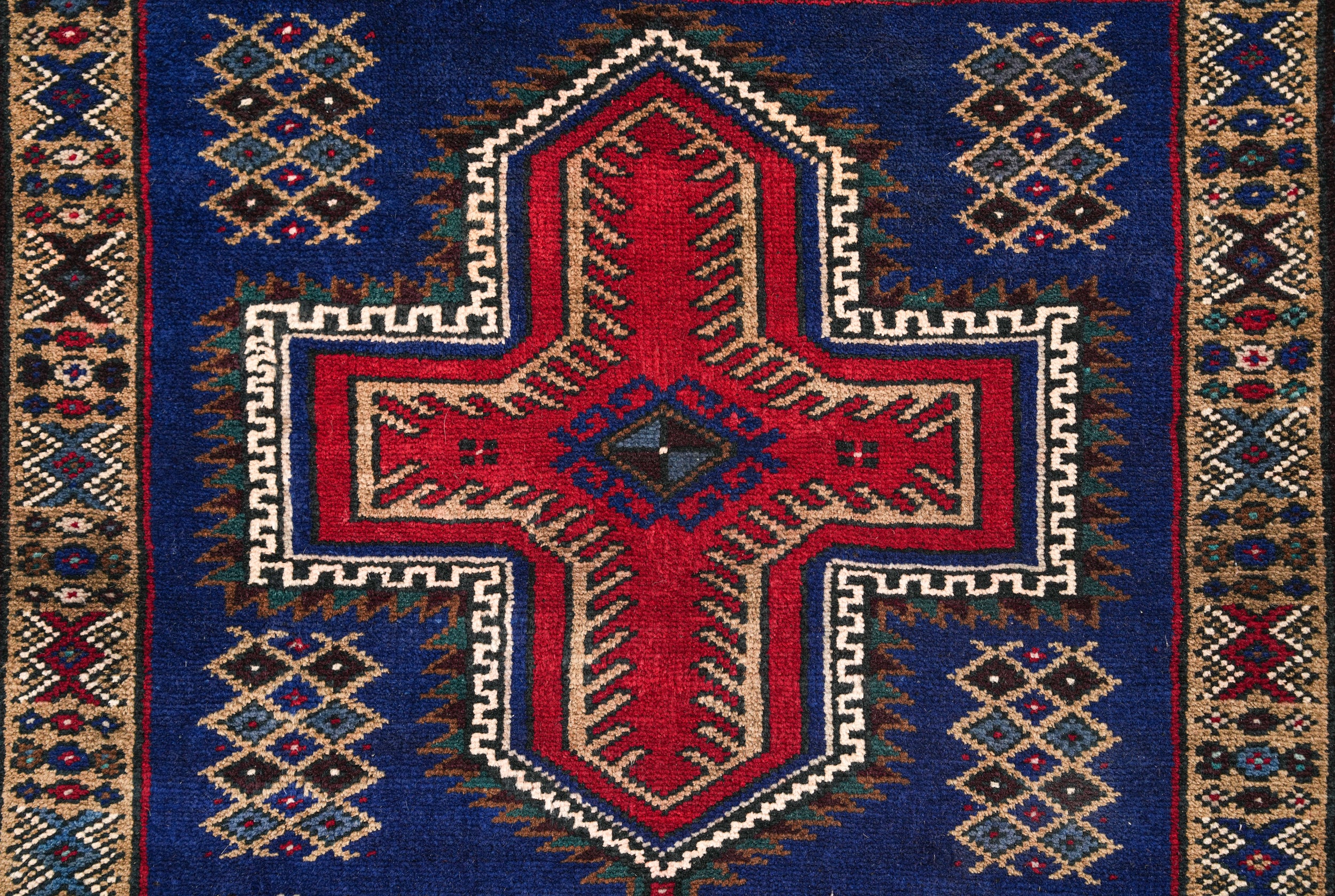 Vintage Turkish Bergama Rug 5'1" x 3'5"