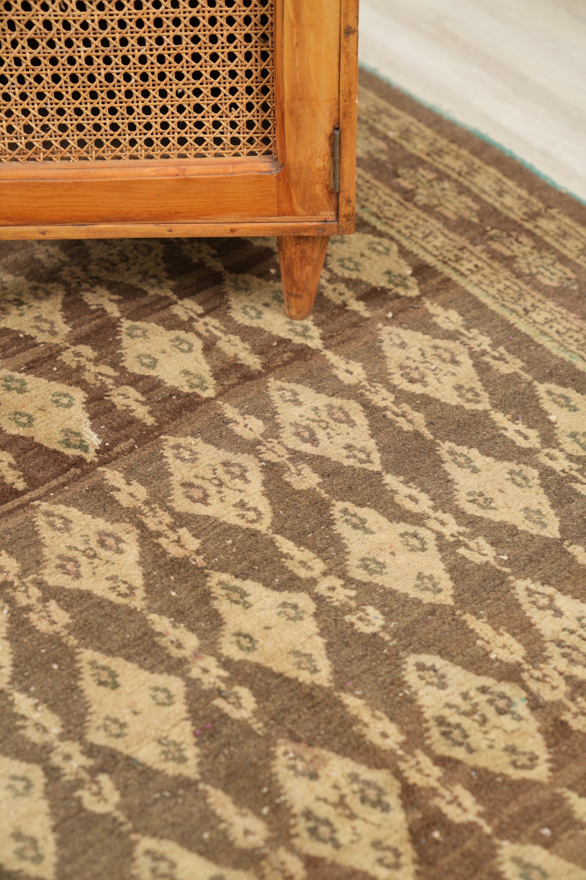 Antique Indian Agra rug 11'8"x 9'2"