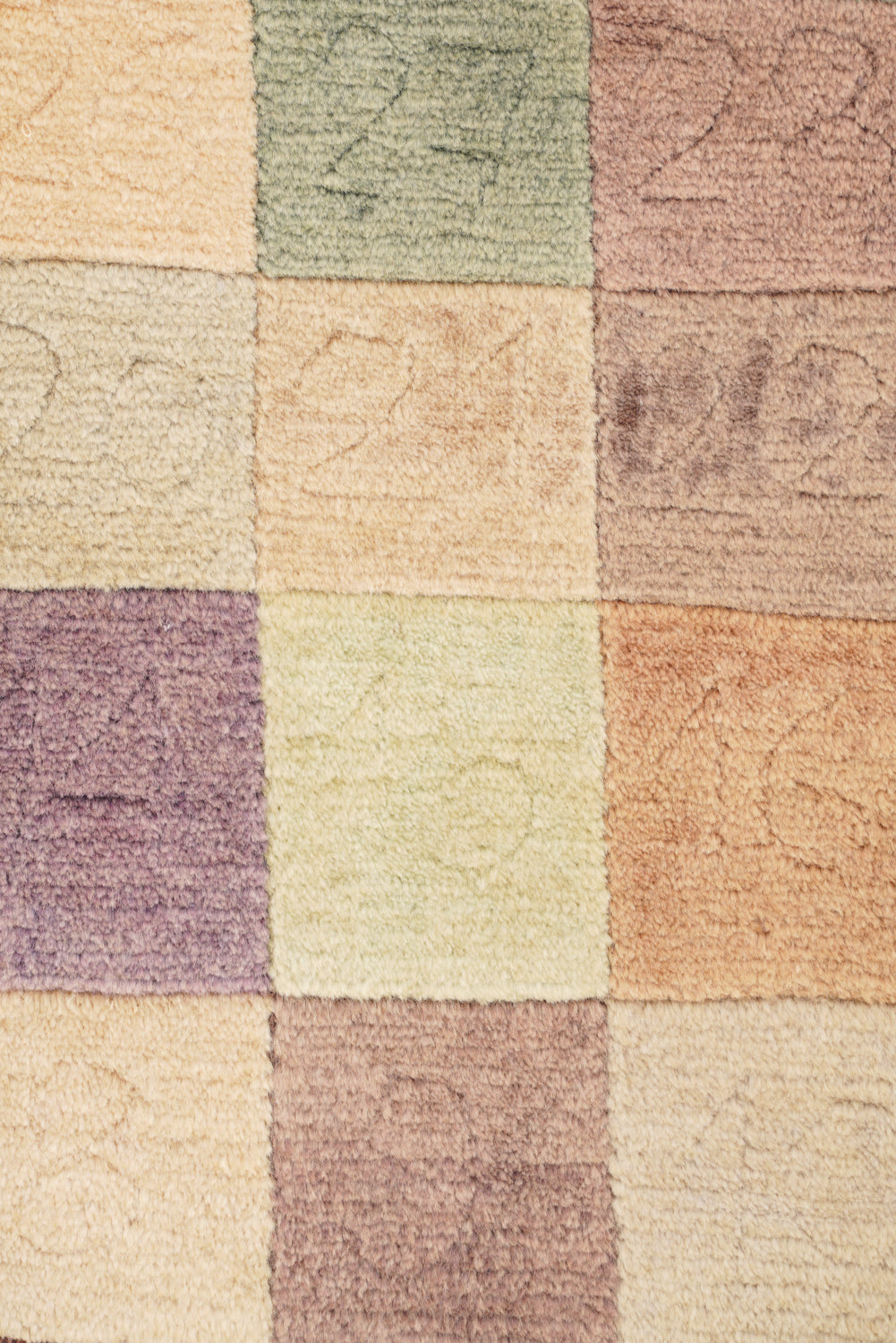 Modern Swatch Rug 2'9" x 2'5"
