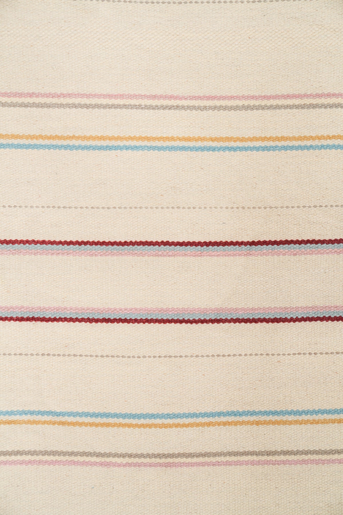 VINTAGE SCANDINAVIAN KILIM 5'10" x 2'