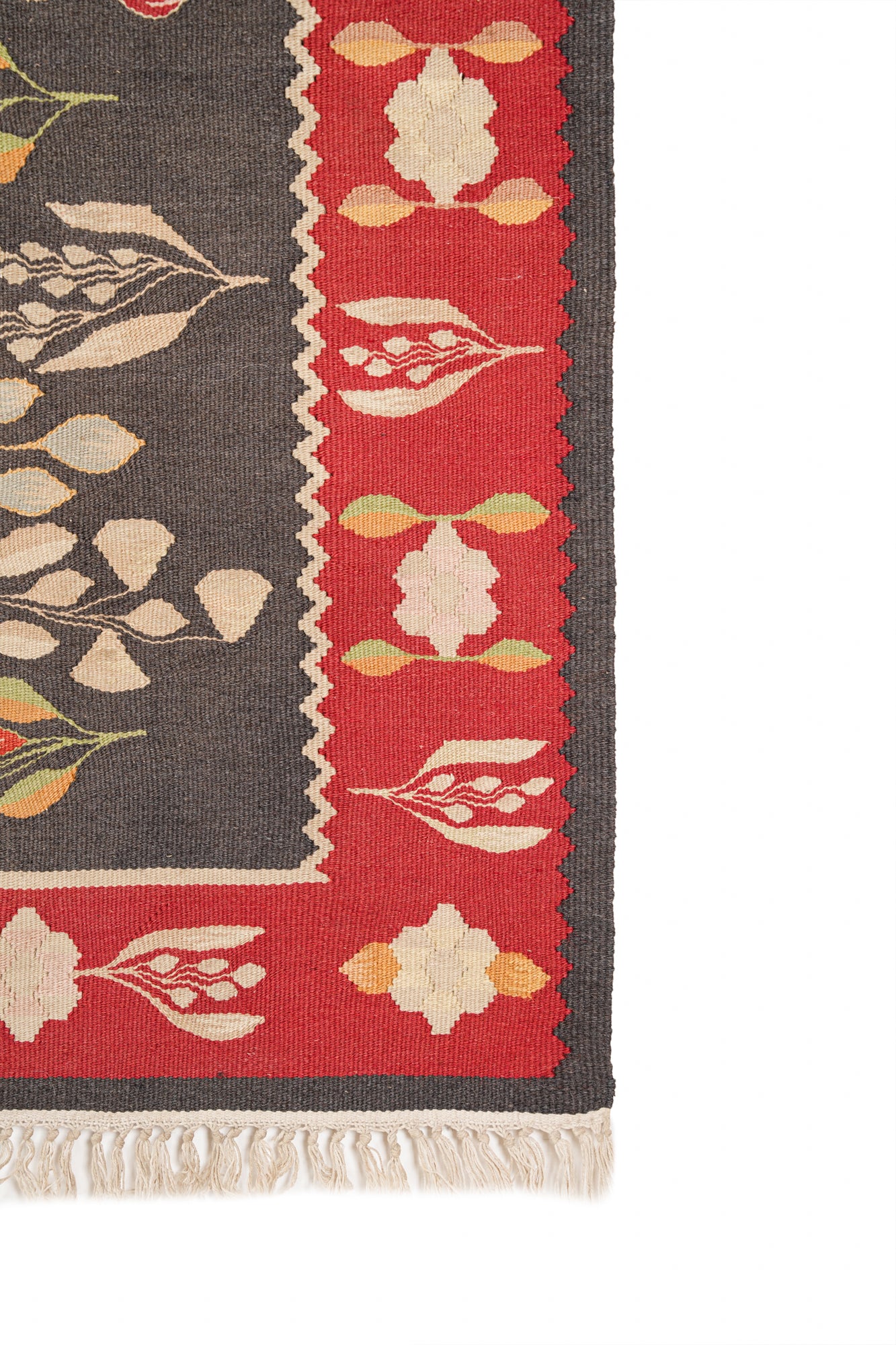 Vintage European Oltenia kilim 3'9" x 2'1"