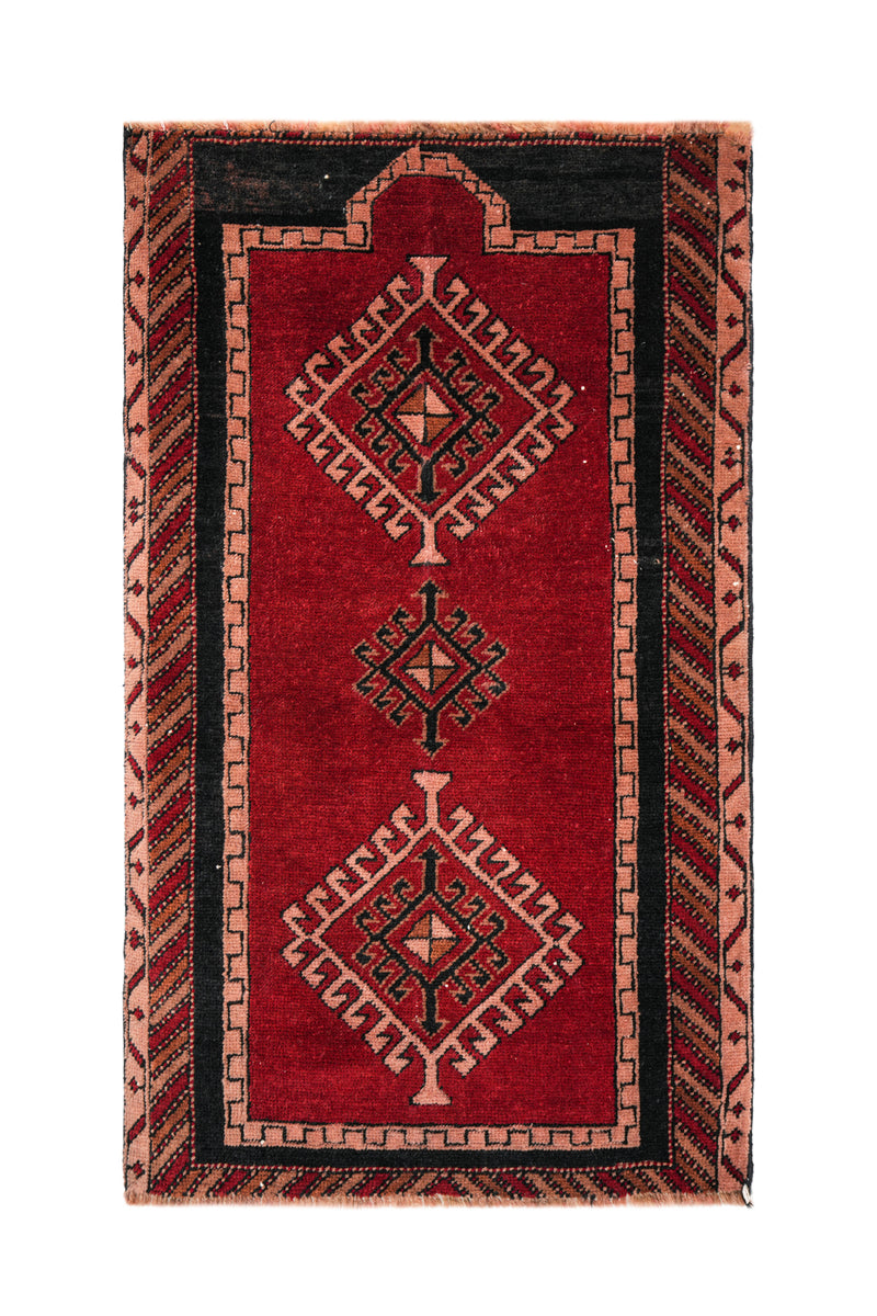 Vintage Turkish prayer Rug 3'10" x 2'4"