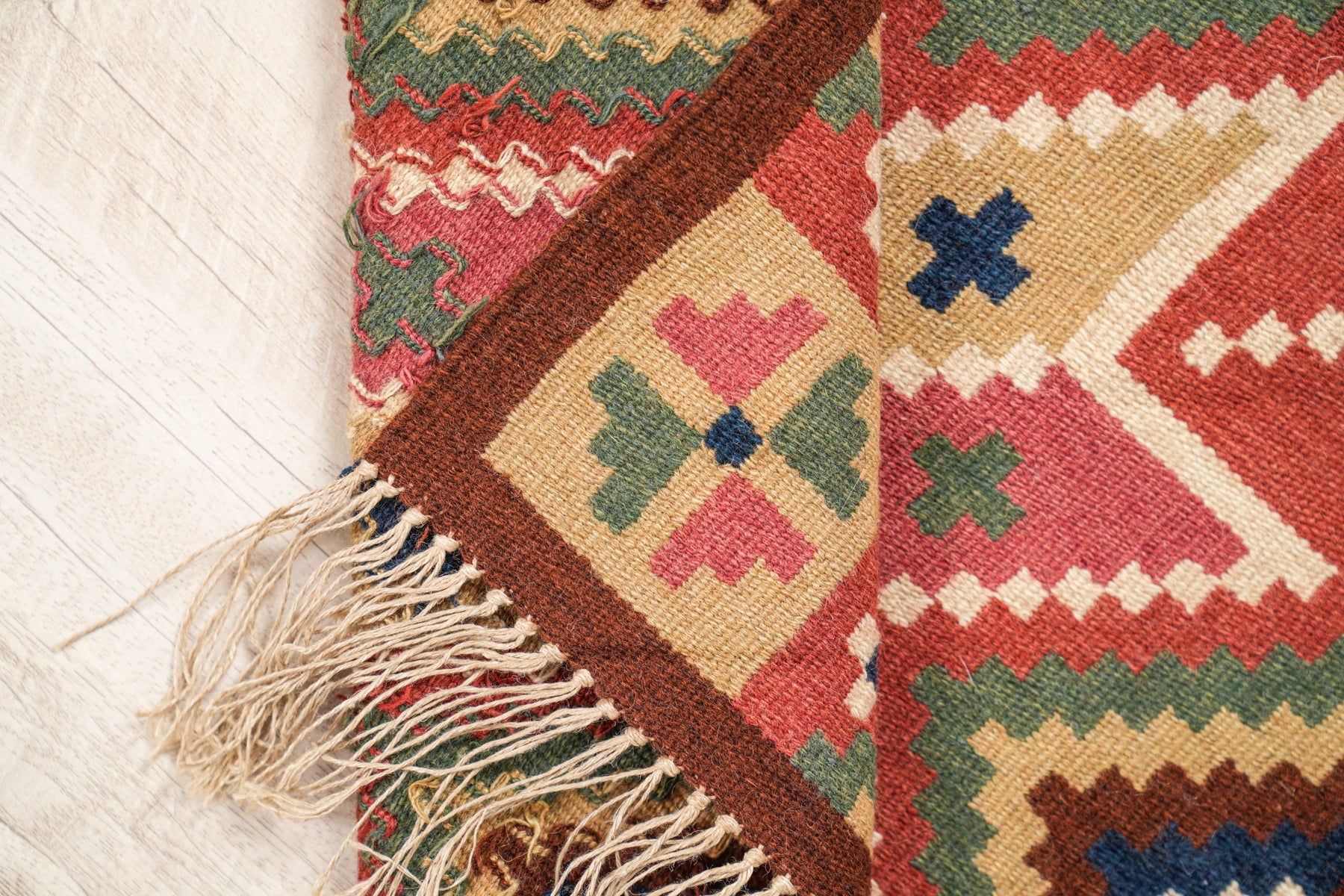 Vintage Swedish Textile 1'6" x 1'5"