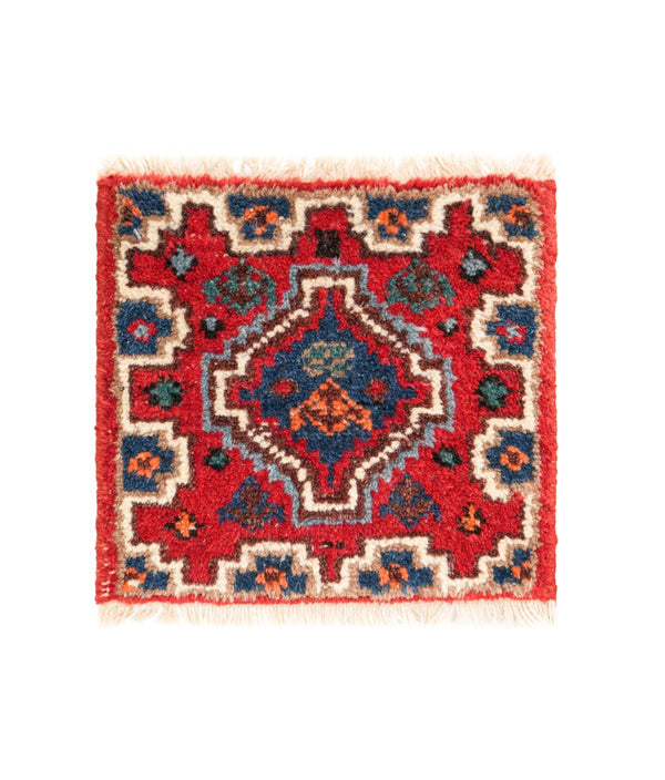 Rob 1'1" x 1'2" Table Rug