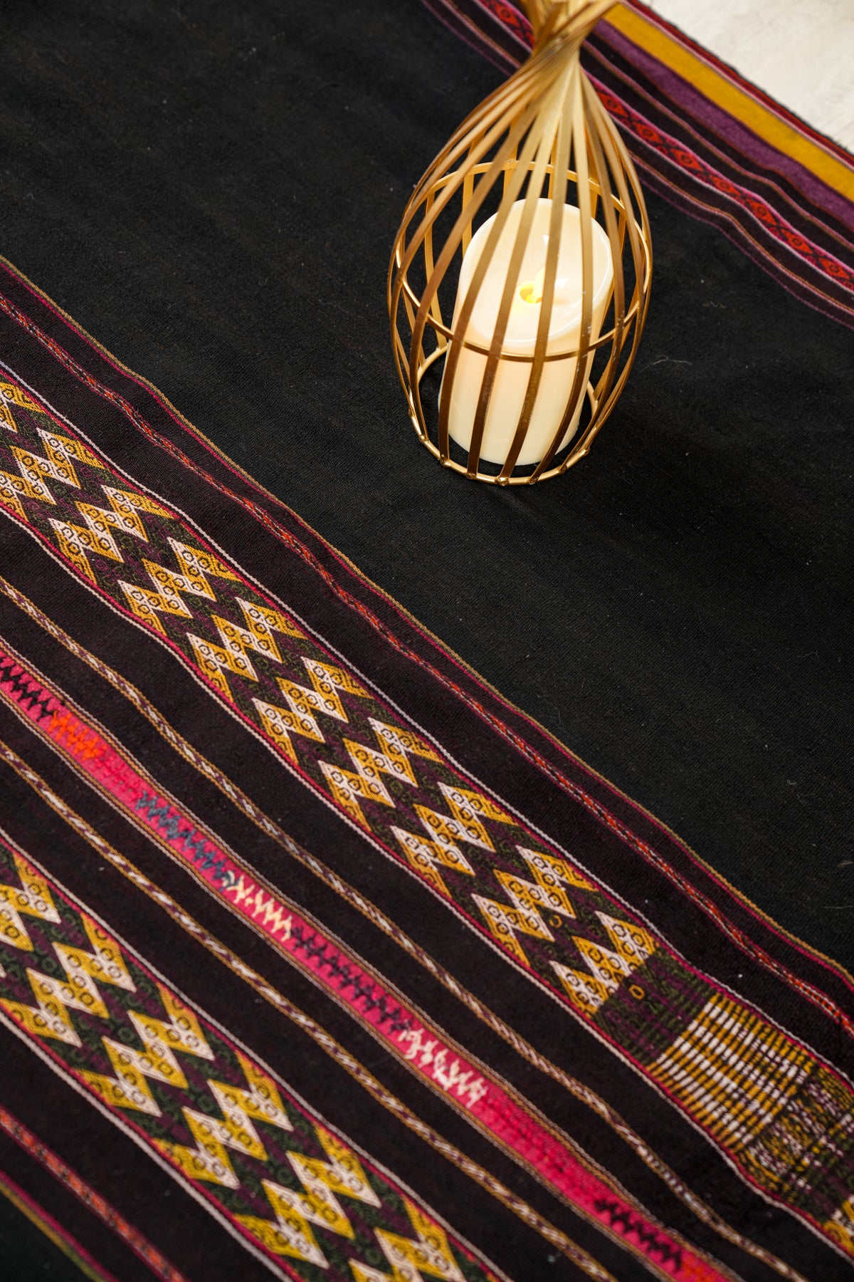 Vintage Lliqlla (Shoulder Cloth) 3'10" x 2'10"