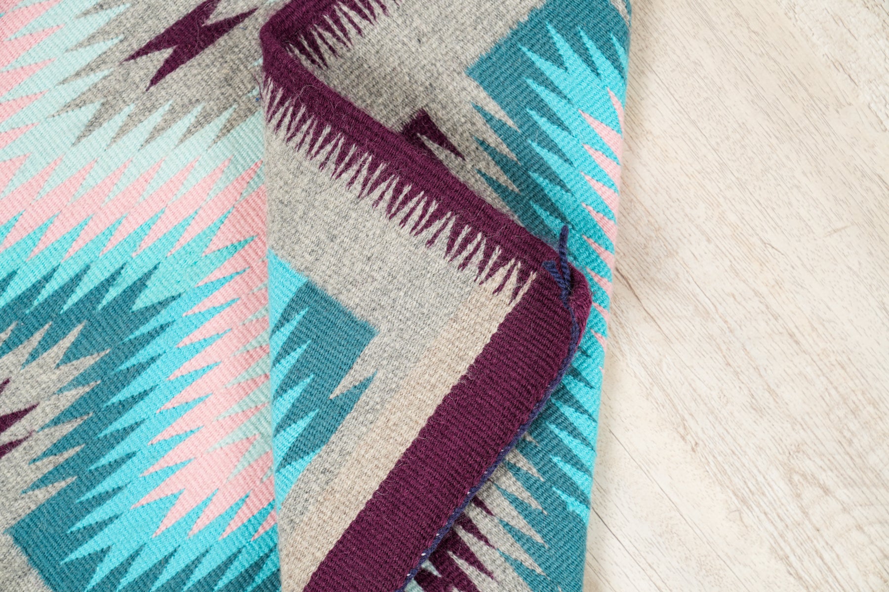 Vintage Native American Navajo kilim 2'9" x 2'