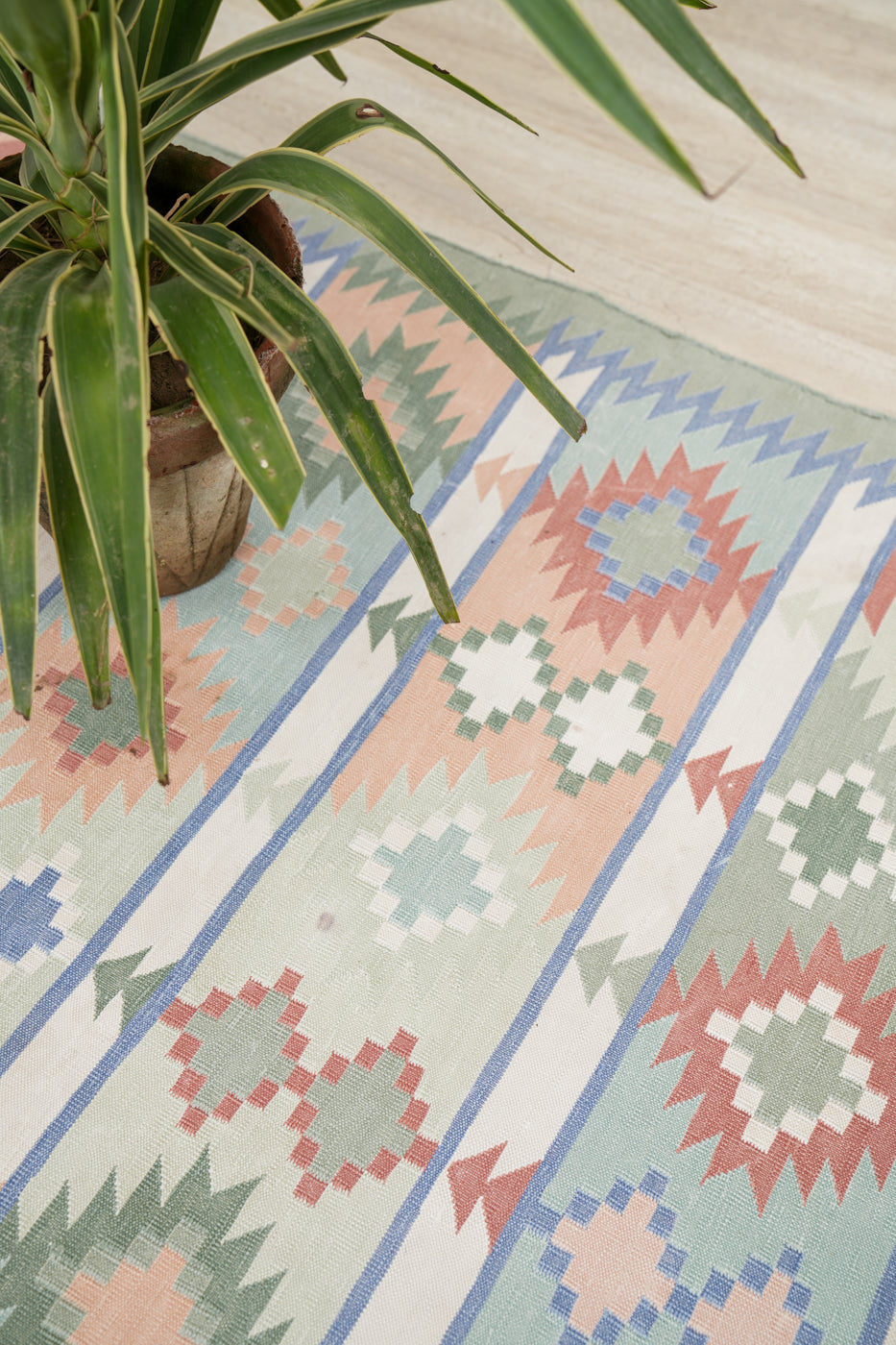 Vintage Indian Dhurrie Kilim 5'7" x 3'4"