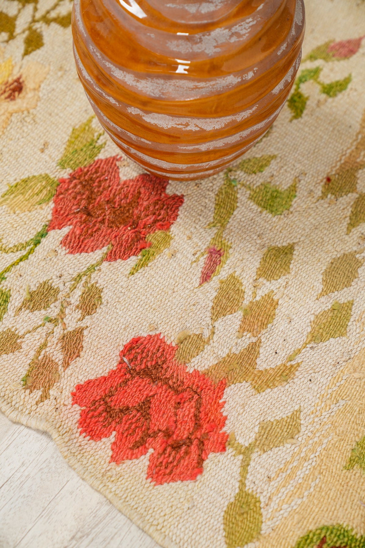 Vintage Scandinavian Floral Kilim 2'7" x 1'8"