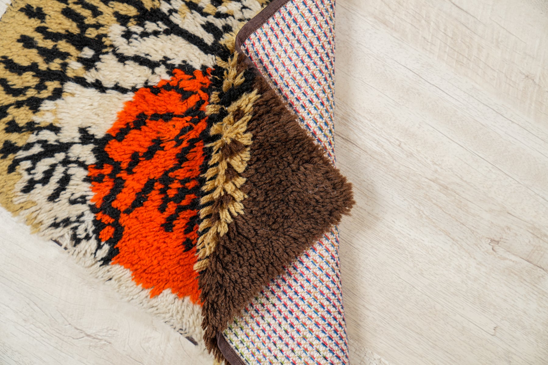 Vintage Scandinavian Rya Rug 1'10" x 1'4"