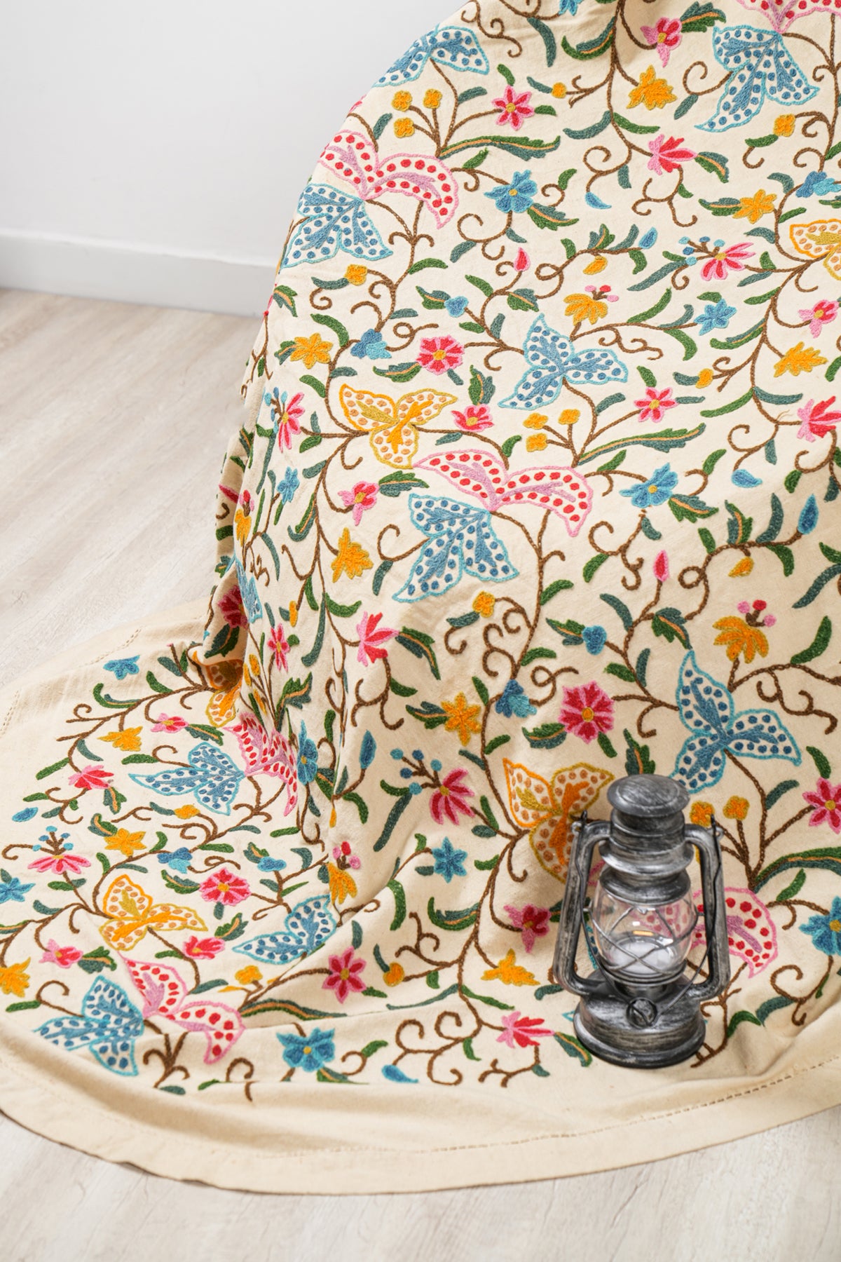Vintage Kashmiri Crewel Bedspread textile 9'6" x 8'3"