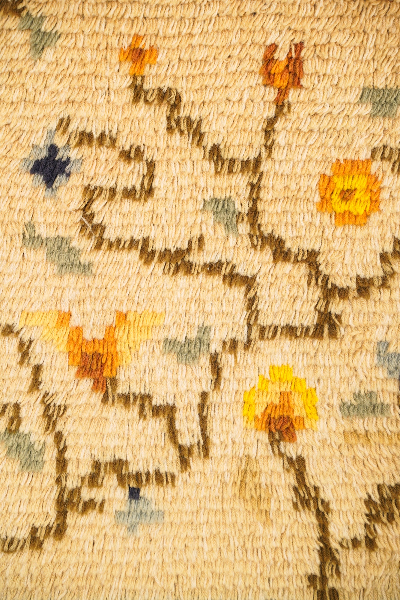 Vintage Scandinavian Rya Rug 2'7" x 2'1"