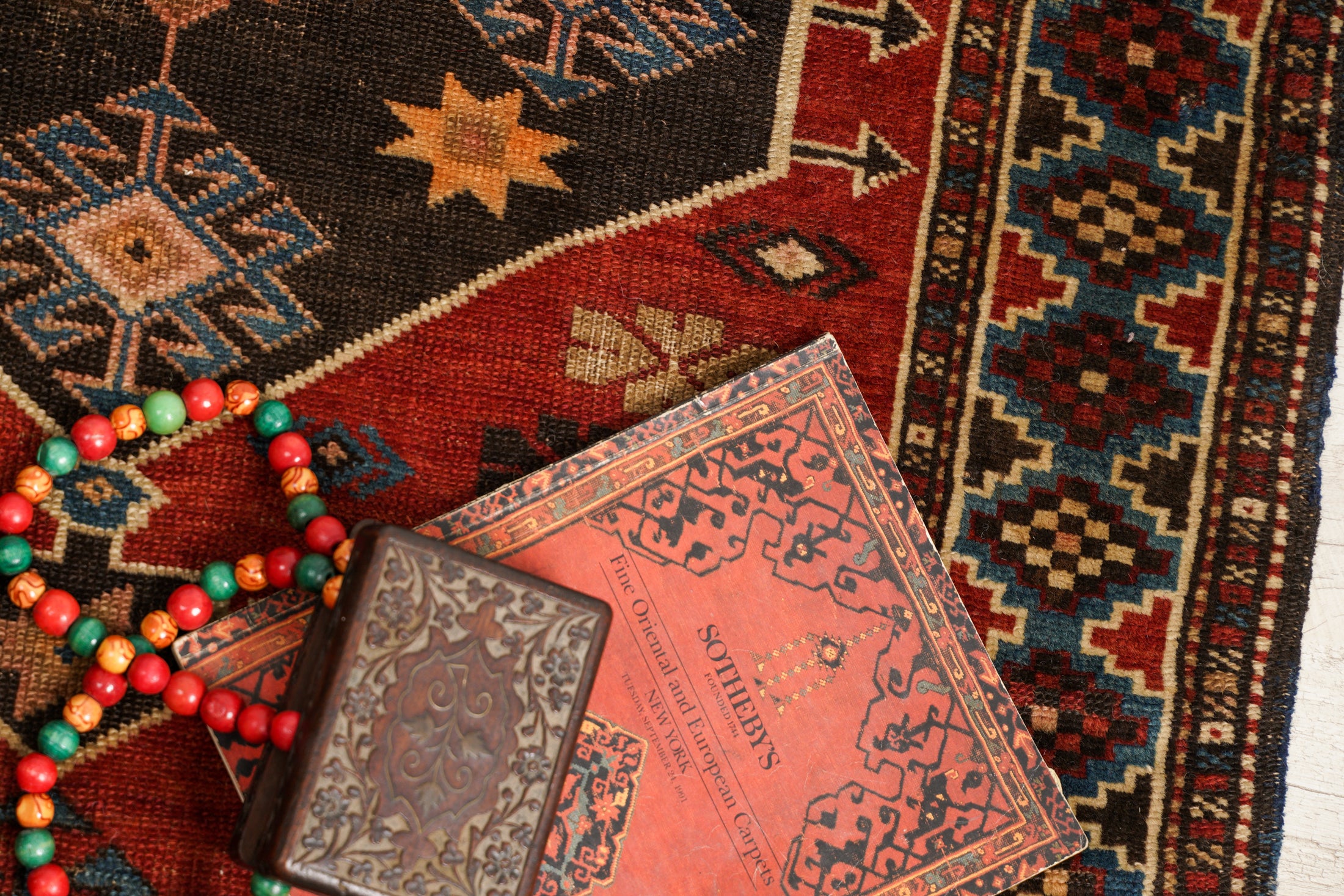 Antique Caucasian Kuba tribal rug 4' x 3'