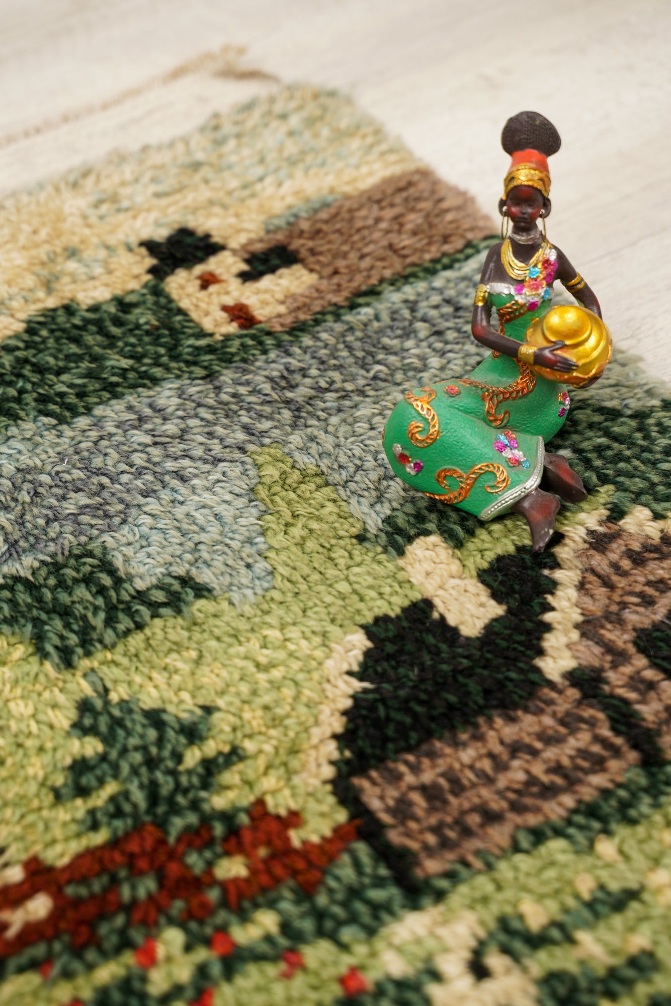 Vintage Scandinavian Rya Rug 2'1" x 1'2"