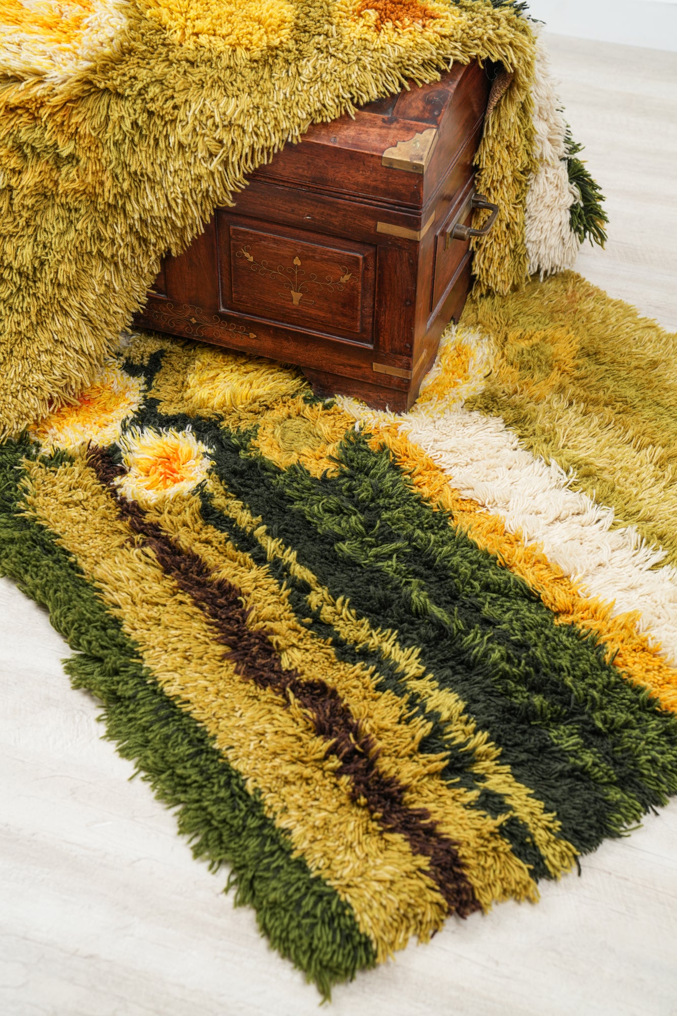 Vintage Scandinavian Rya Rug 5' x 3'
