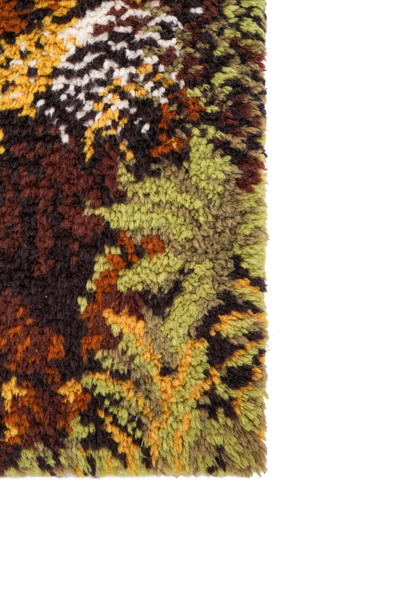 Vintage Scandinavian Latch Hook Rug 4' x 2'6"
