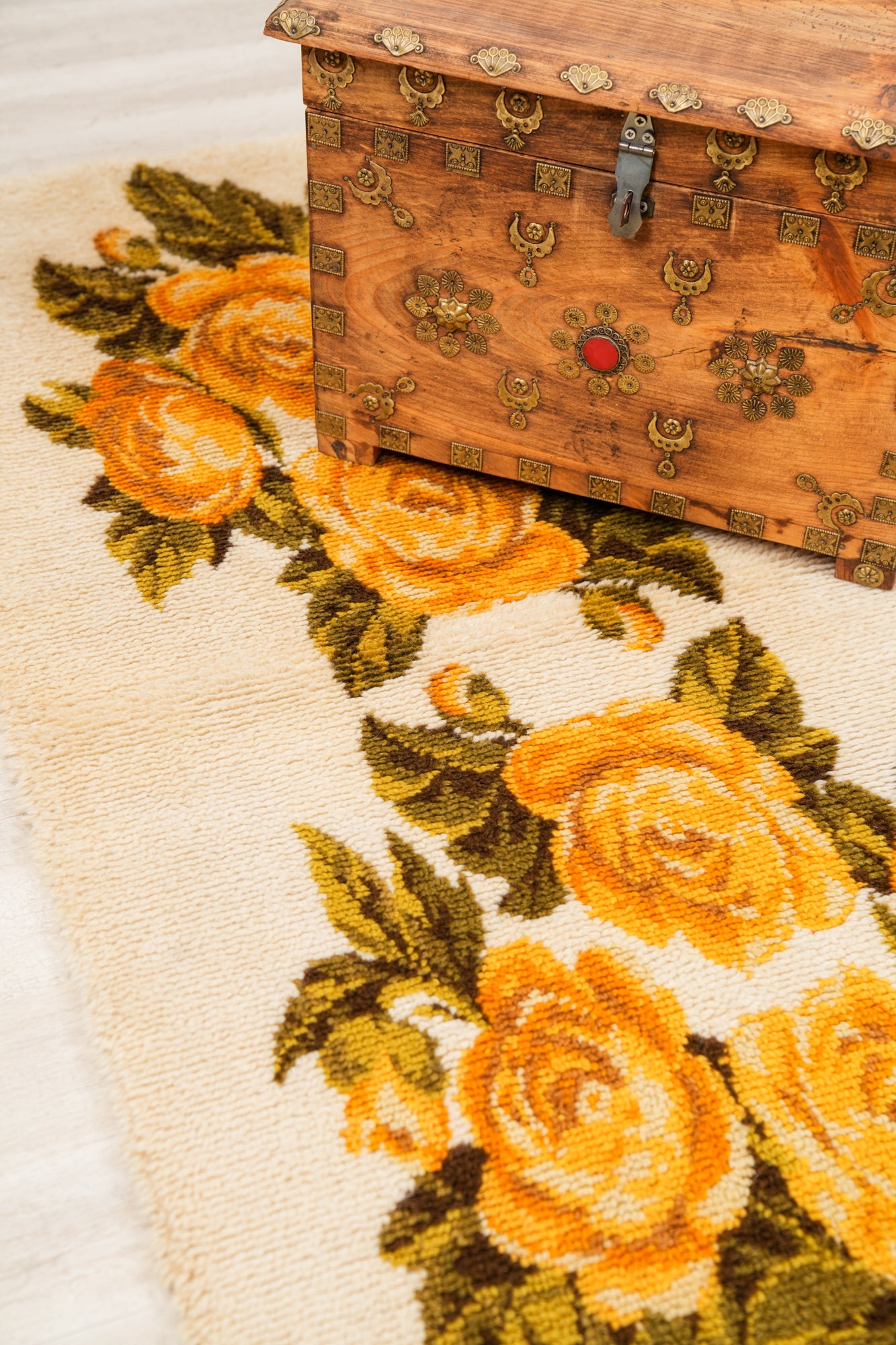 Vintage Scandinavian Rya Rug 4'7" x 2'4"