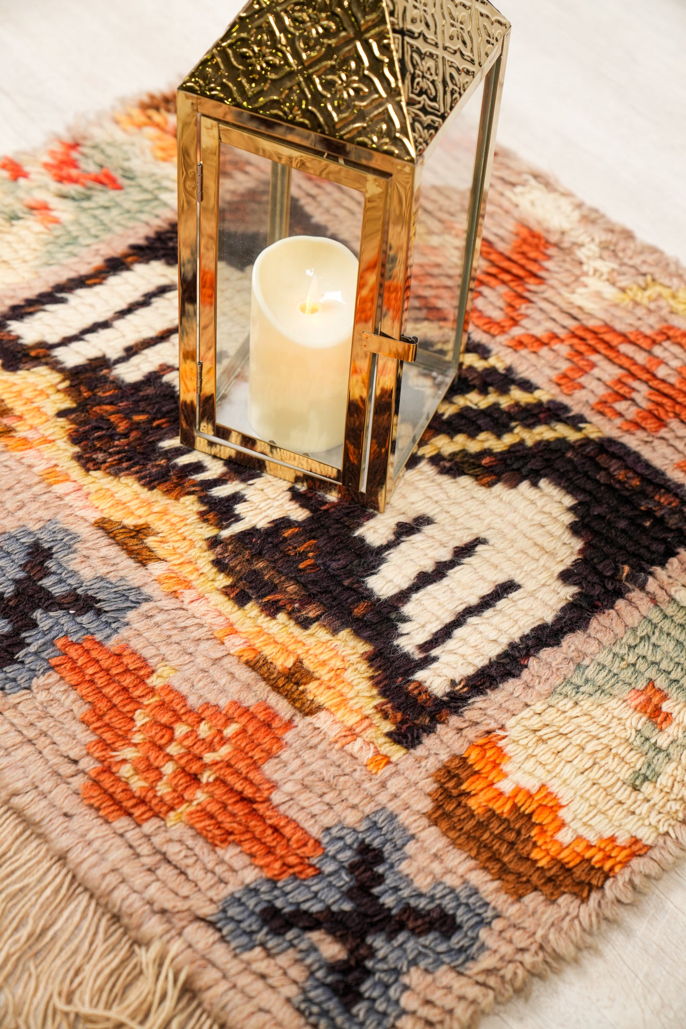 Vintage Scandinavian Rya Rug 2'1" x 2'4"