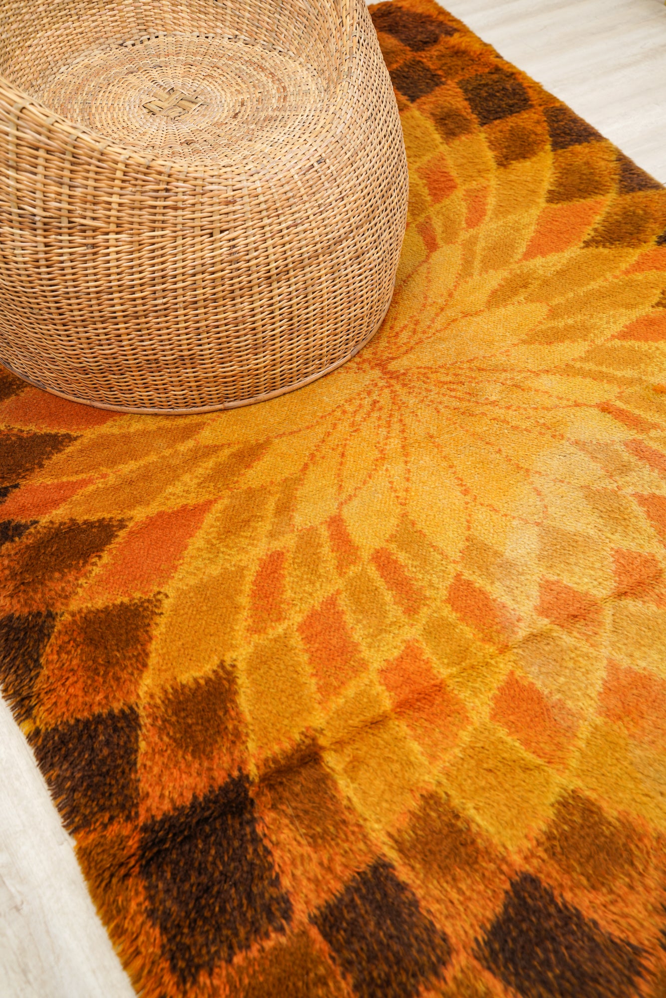 VINTAGE SCANDINAVIAN RYA RUG 7'1" x 4'8"