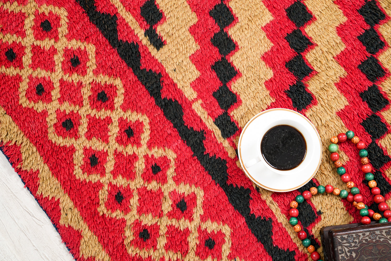 Antique Finnish Rya Rug  6'1" x 4'4" (Ryijy)