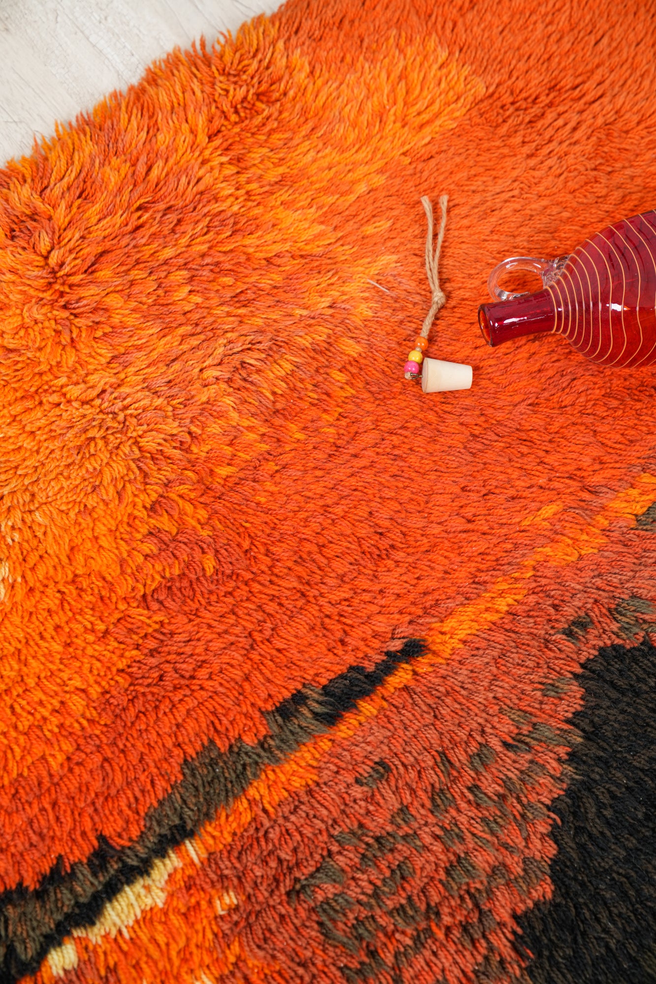 Vintage Scandinavian Rya Rug  3'9' x 2'6" (SUNSET)