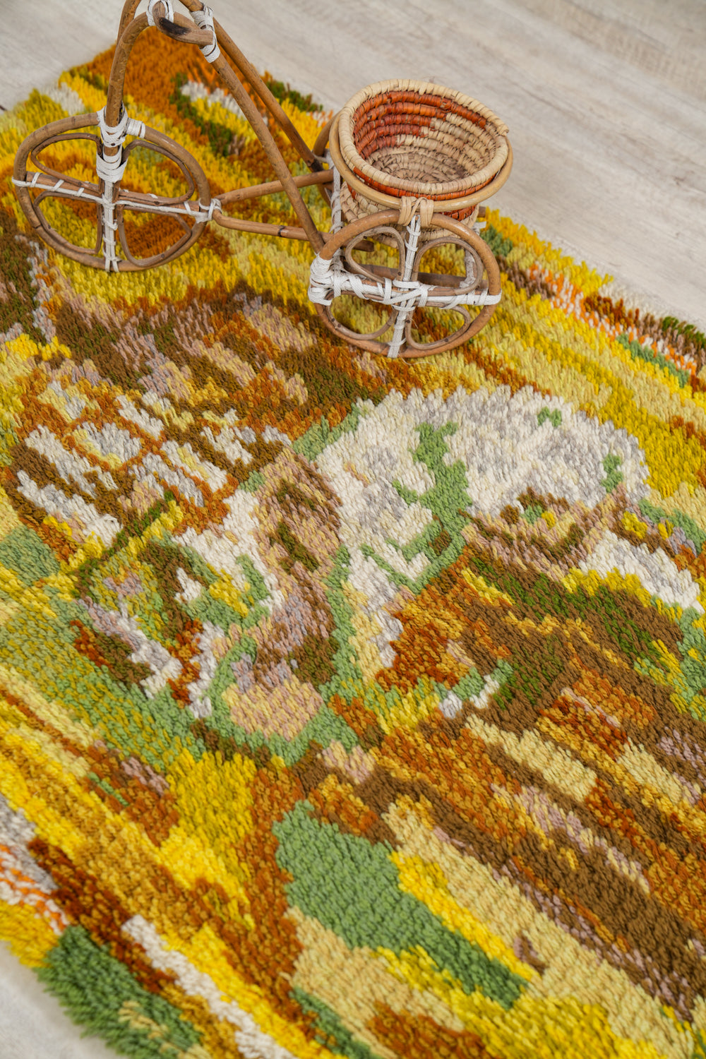 Vintage Scandinavian Rya Rug 3'9" x 2'7"
