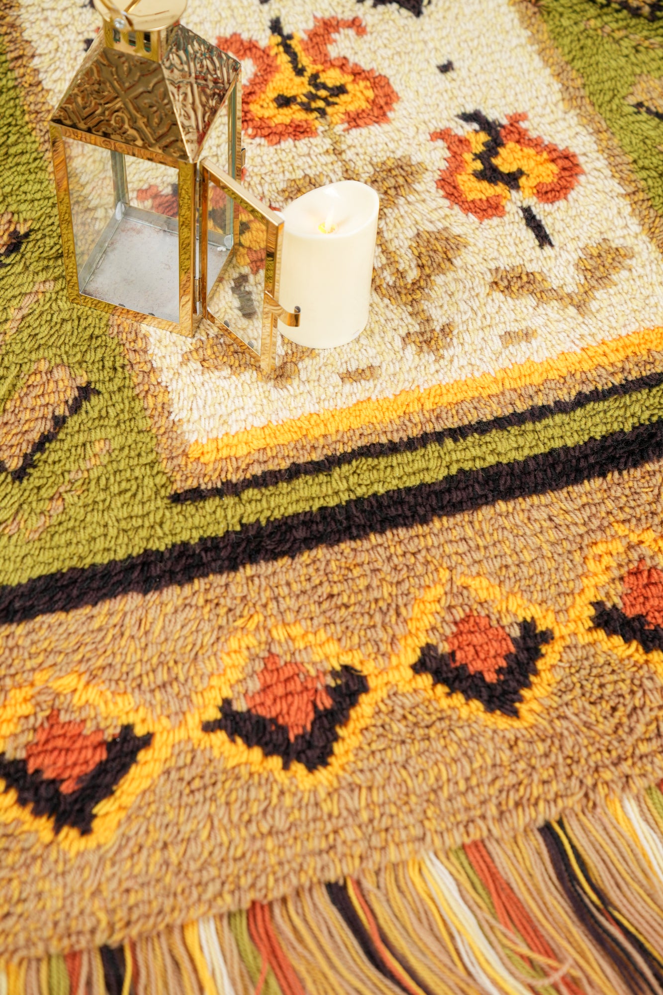 Vintage Scandinavian Rya Rug 4'1" x 2'10"