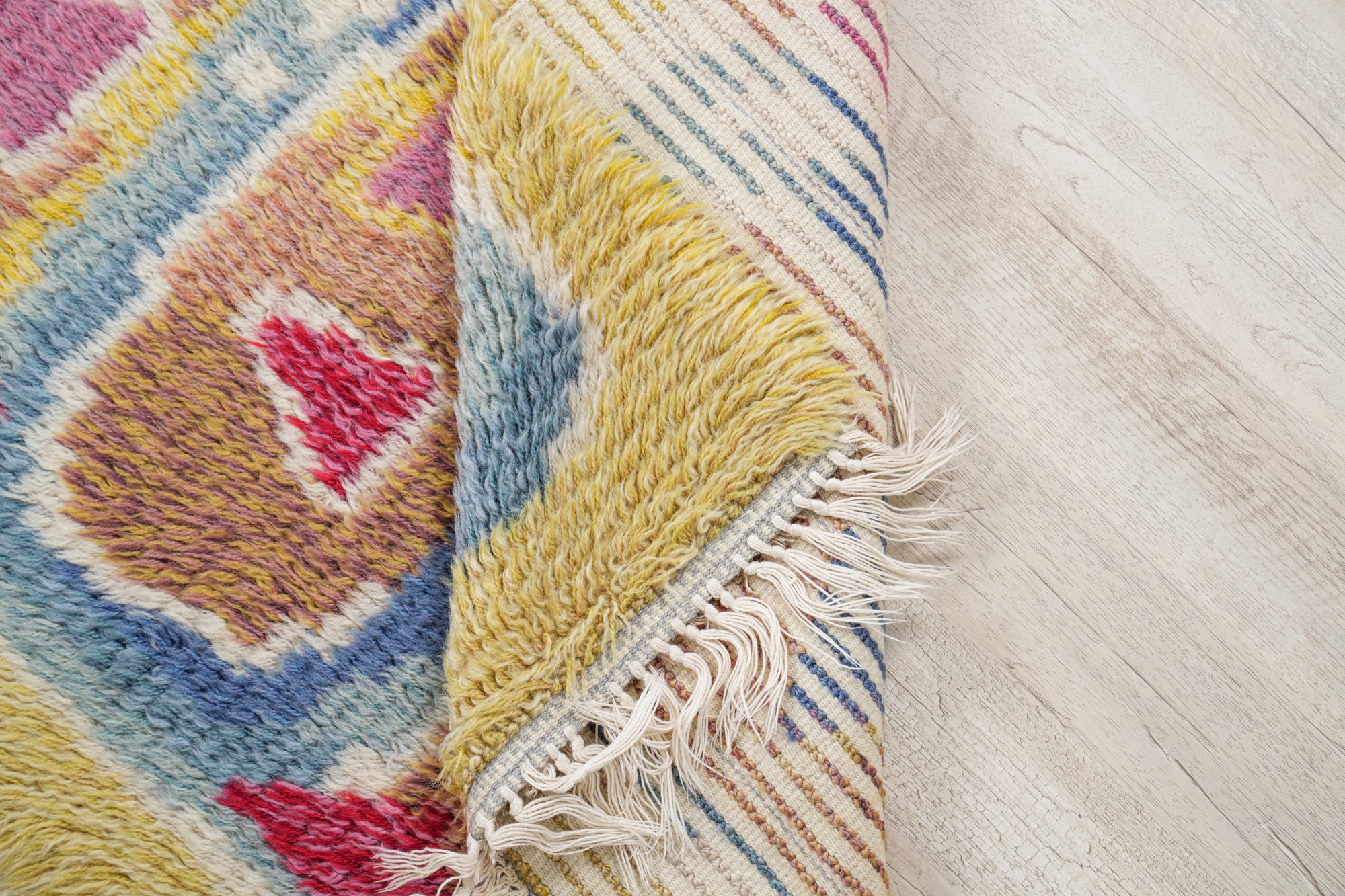 Vintage Scandinavian Rya Rug 4'8" x 2'4"