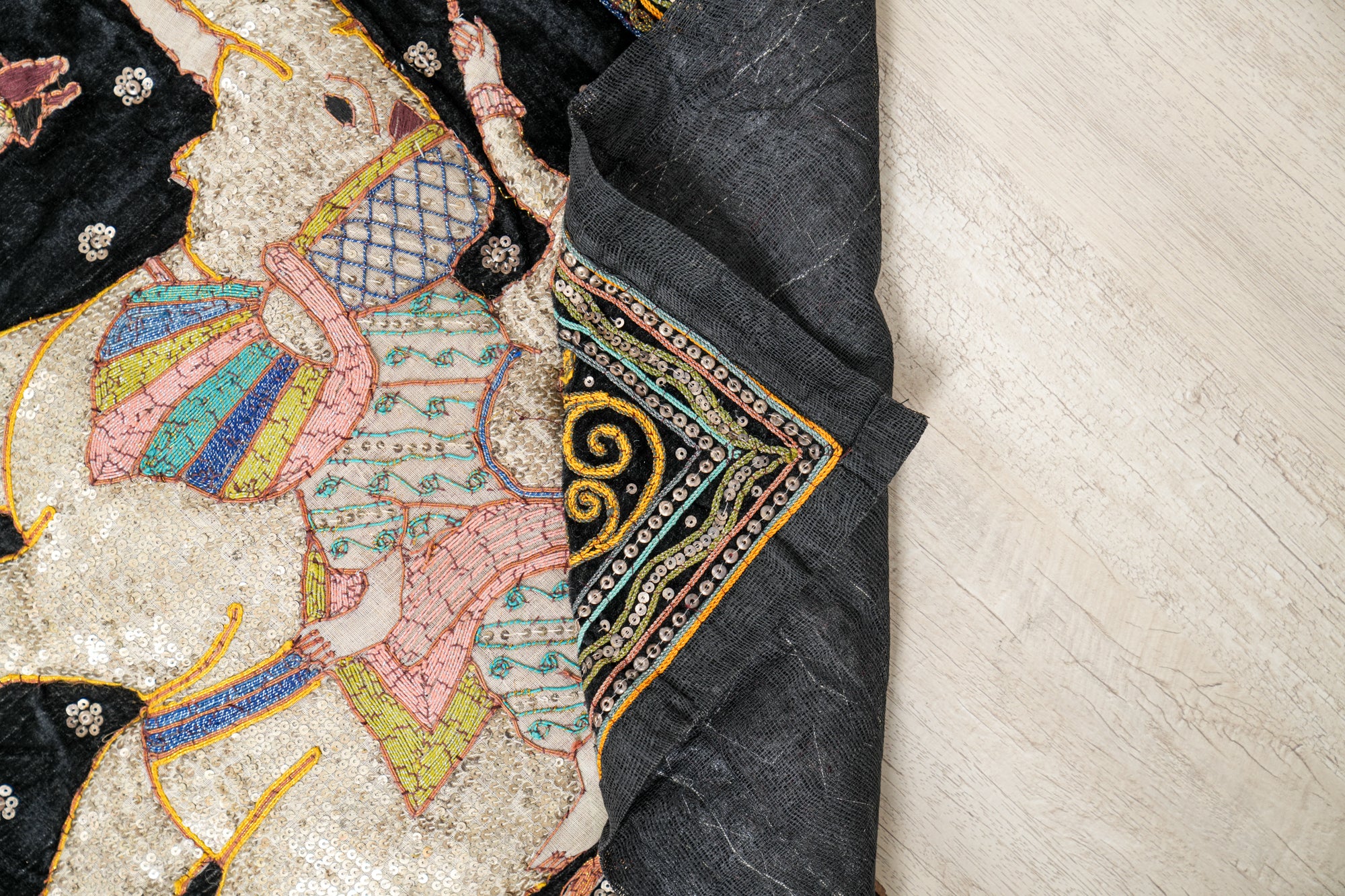 Vintage kalaga Tapestry 4'6" x 2'4" (royal cart)