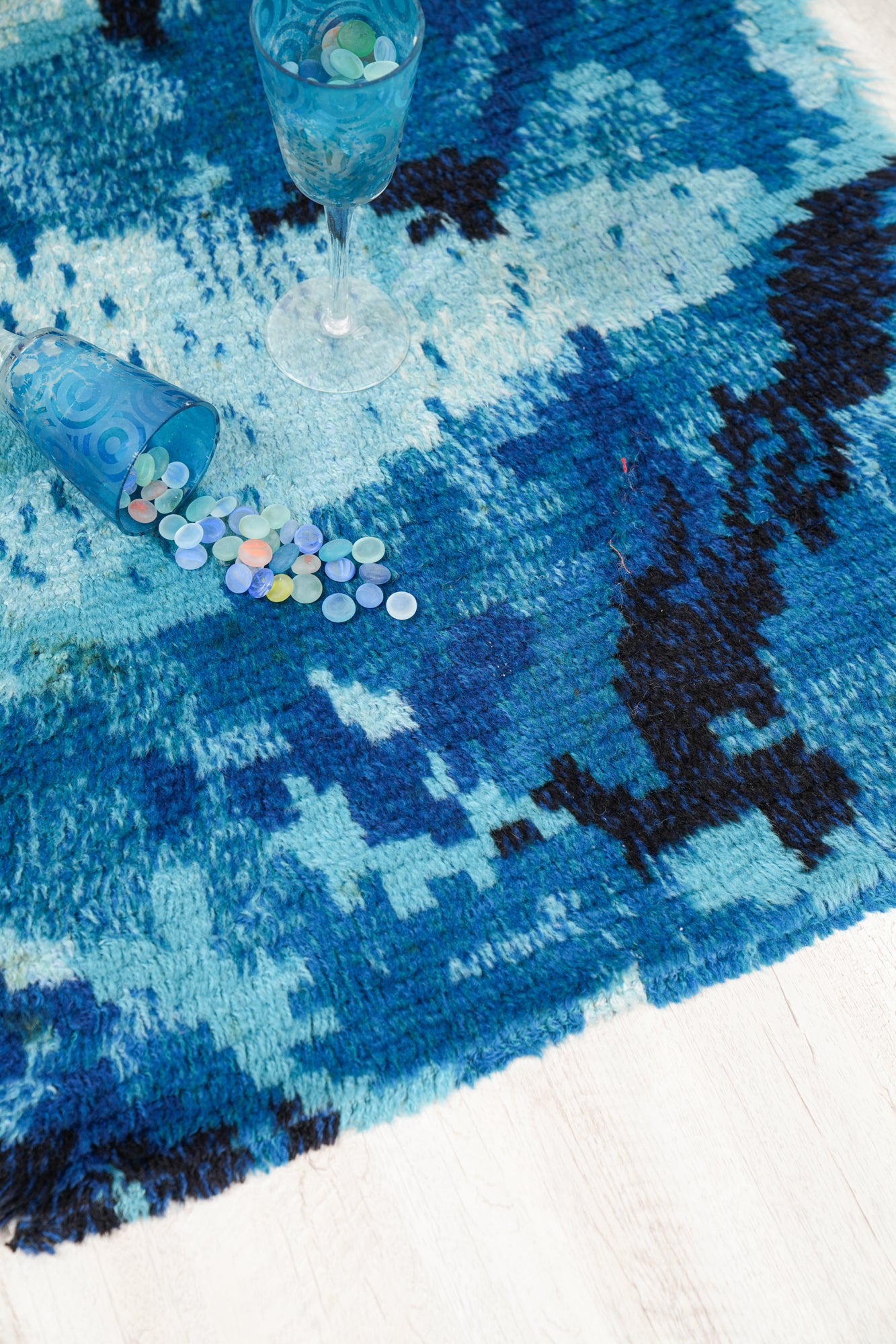 Vintage Scandinavian Rya Rug 4'4" x 2'4"