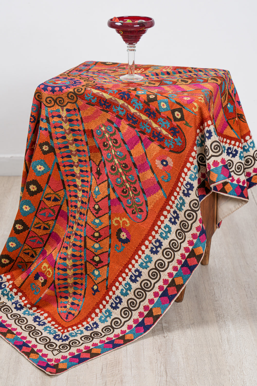 Vintage Uzbek Suzani Textle 5'5" x 4'1"