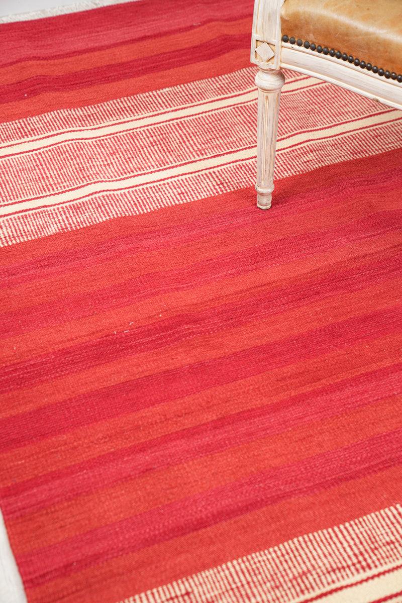 contemporary kilim rug 8' x 5'6" (rustic)