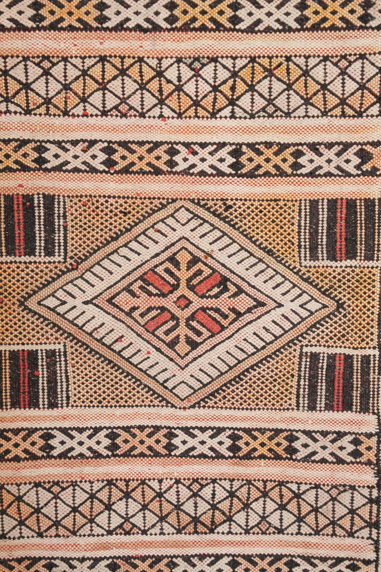 Vintage Moroccan Berber Kilim 3'9" x 1'6"