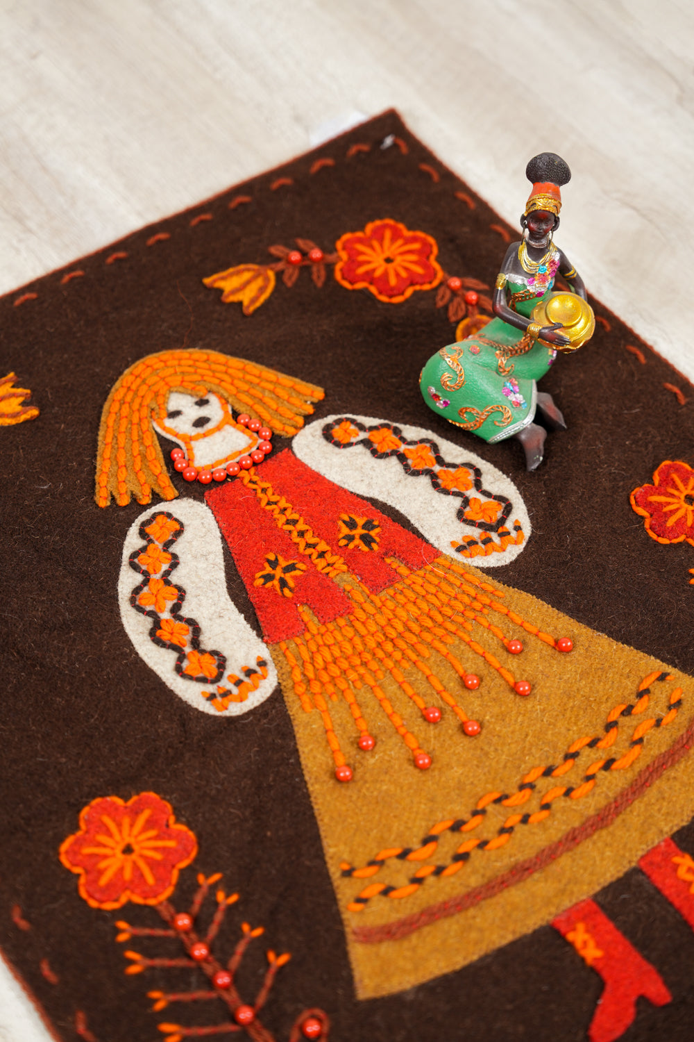 VINTAGE SWEDISH Pictorial TEXTILE 2' x 1'7"