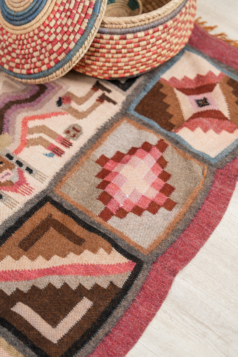 Vintage Peruvian Kilim 4'5" x 3'7"