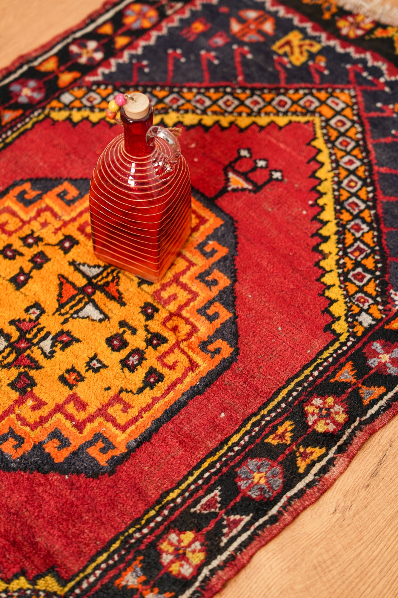 Vintage Turkish Rug 3'4" x 2'