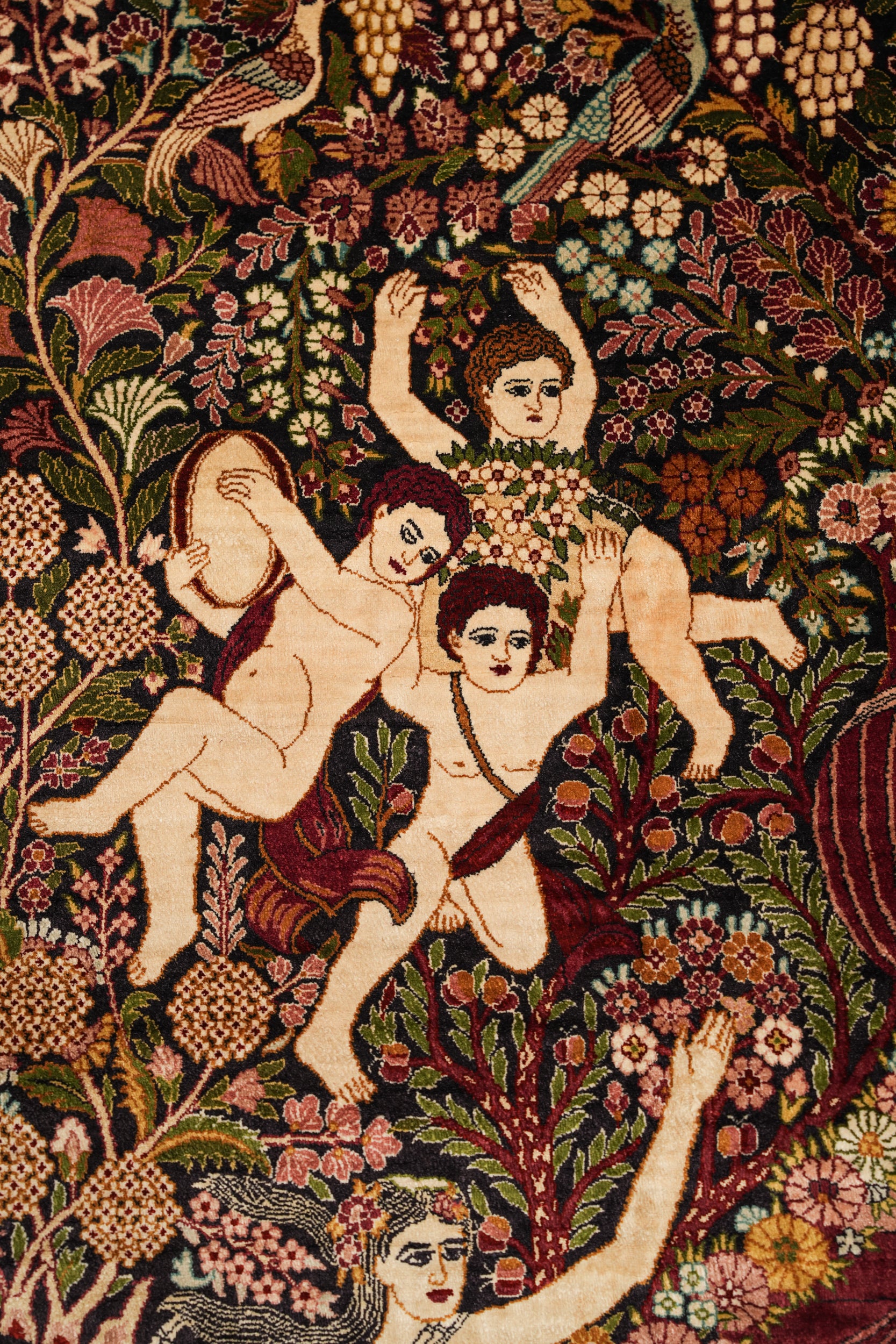 Raphael Silk Pictorial Rug 3' x 2'