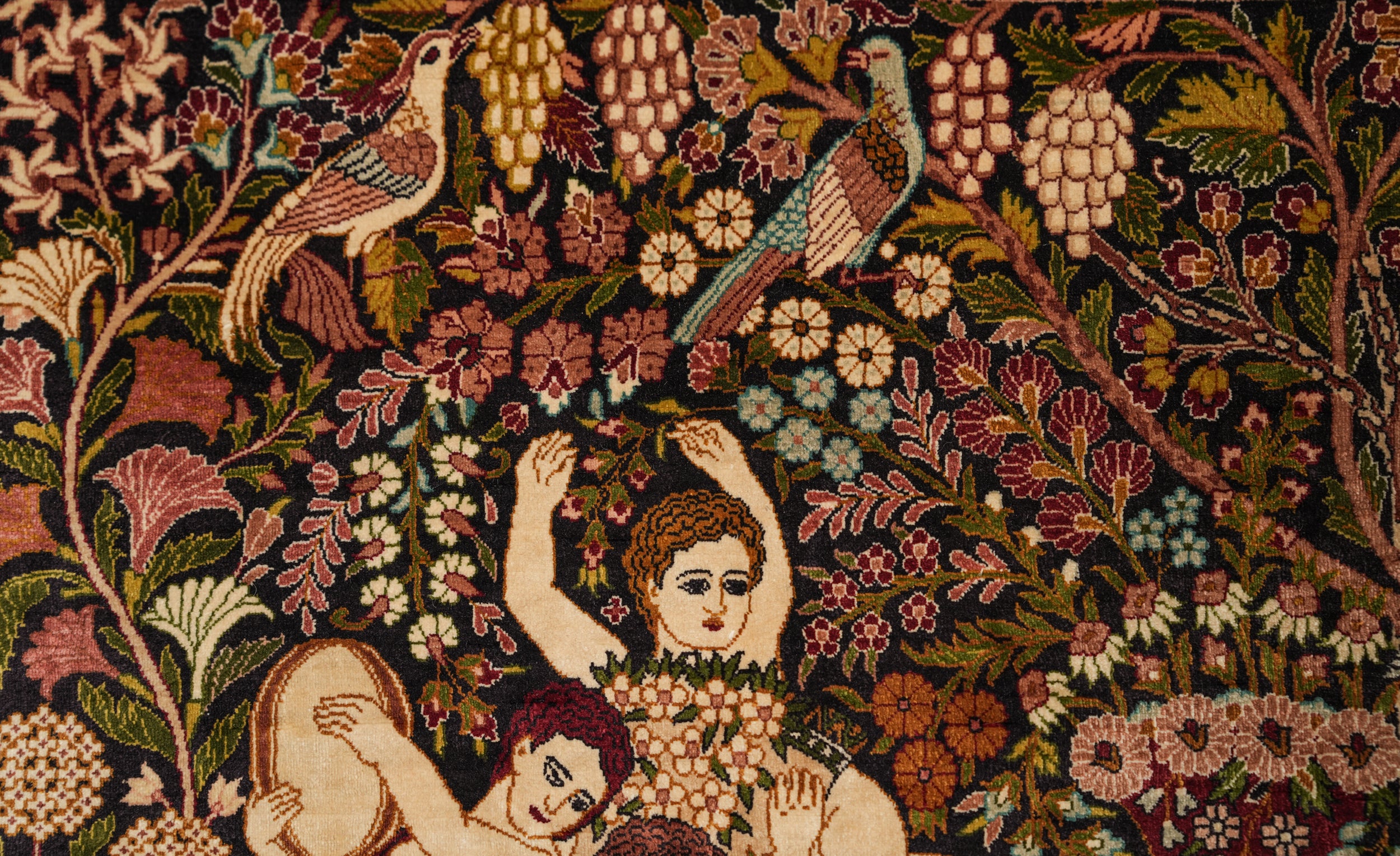 Raphael Silk Pictorial Rug 3' x 2'