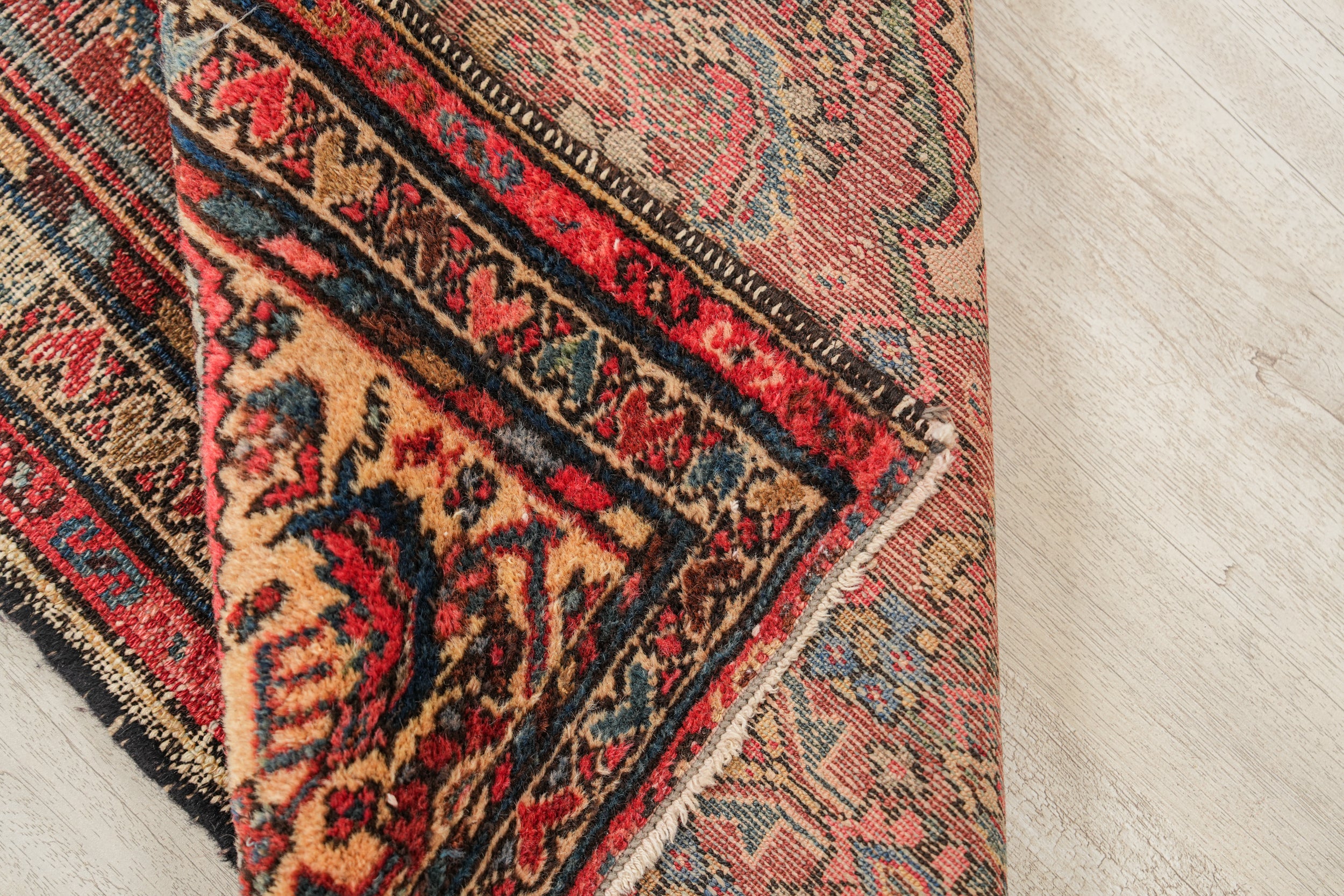 Shabnam 3'10" X 2'6"