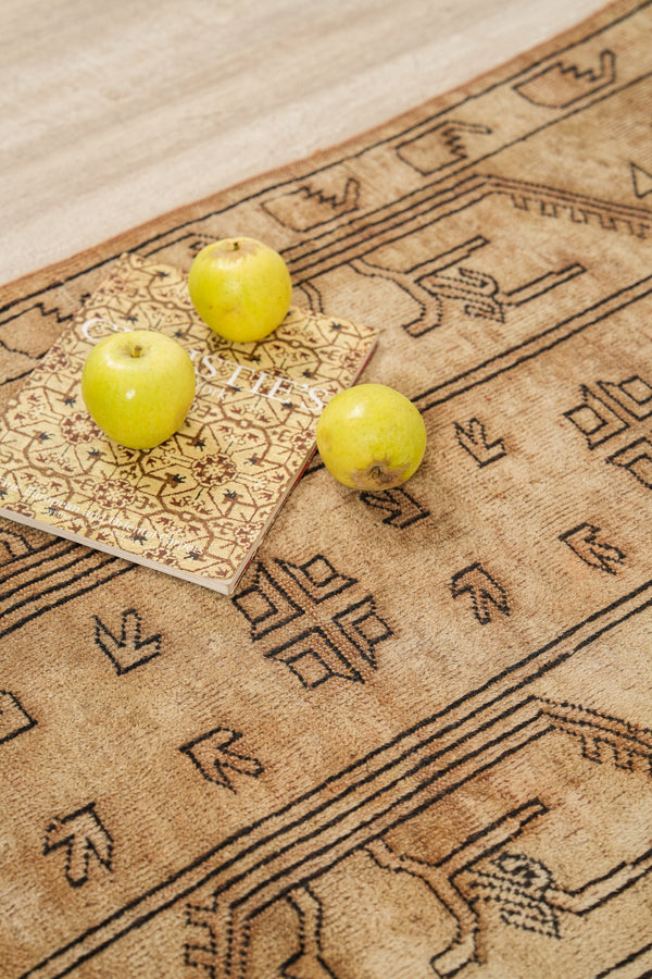 Vintage Turkish Milas Runner Rug 9'8" X 2'7"