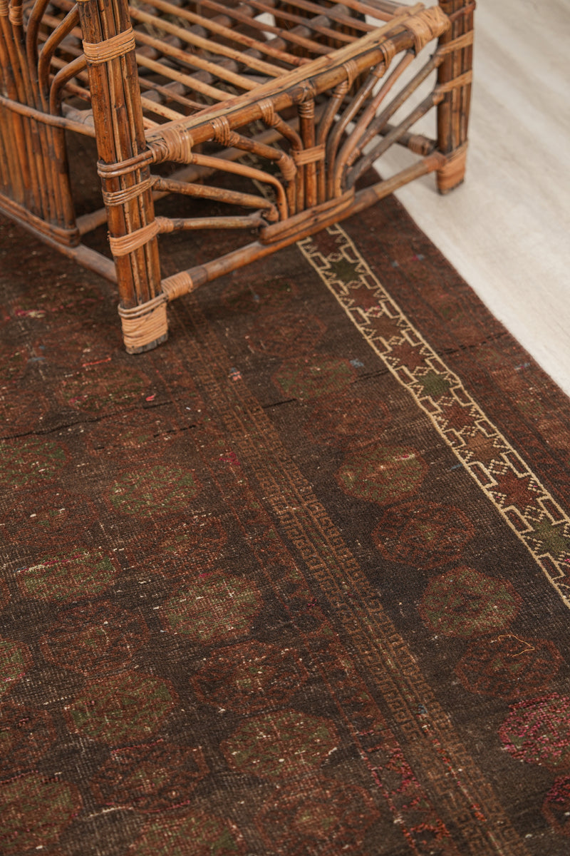 Vintage Baloch rug 9'5" x 4'6"