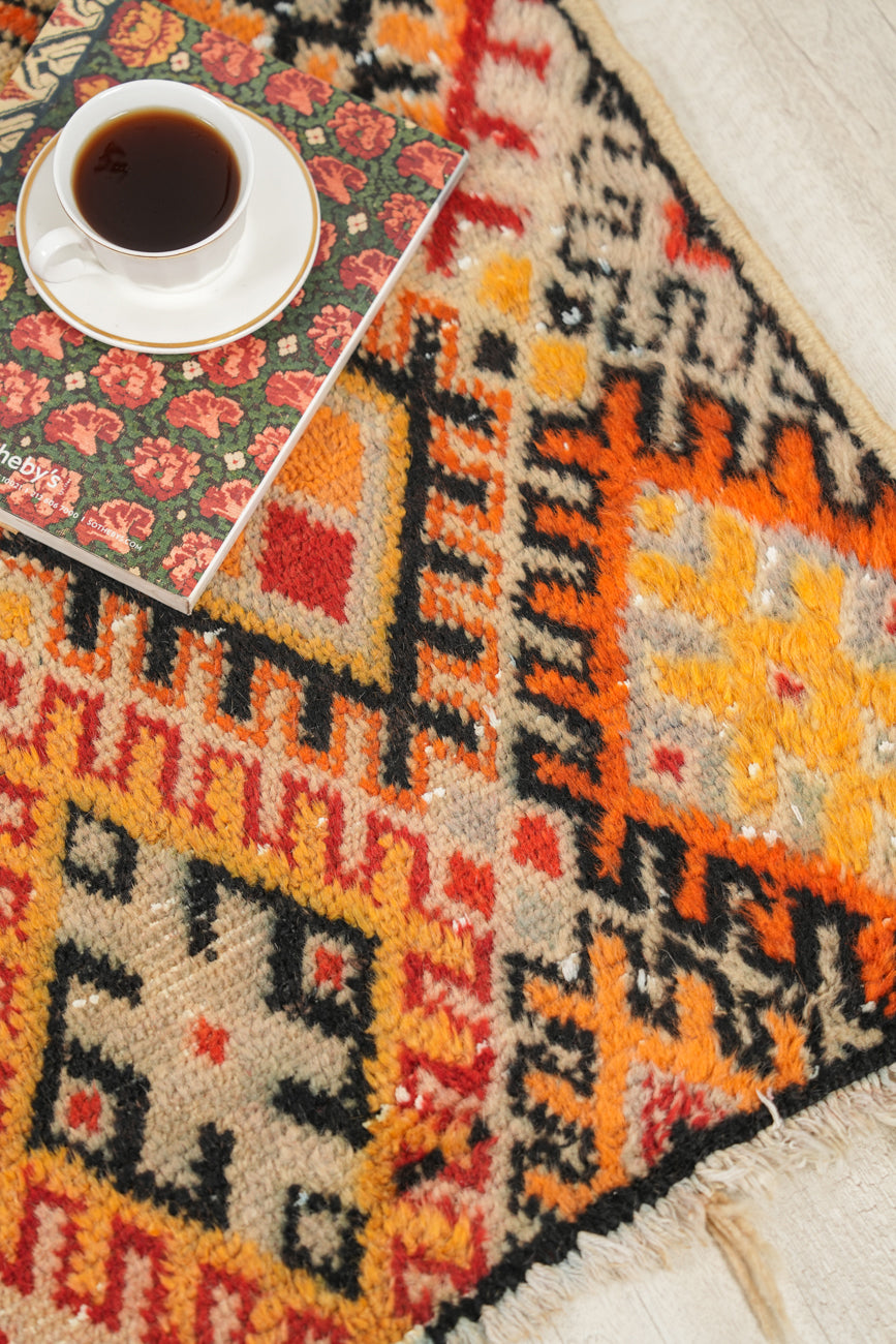 Vintage Moroccan Rug 4'2" x 2'9"