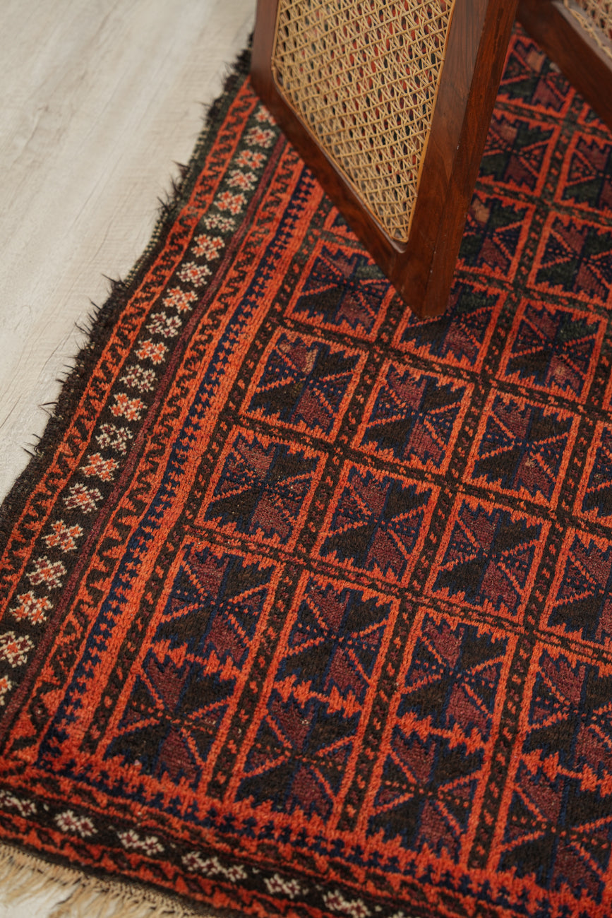 Vintage Turkmen Rug 5' x 3'6"
