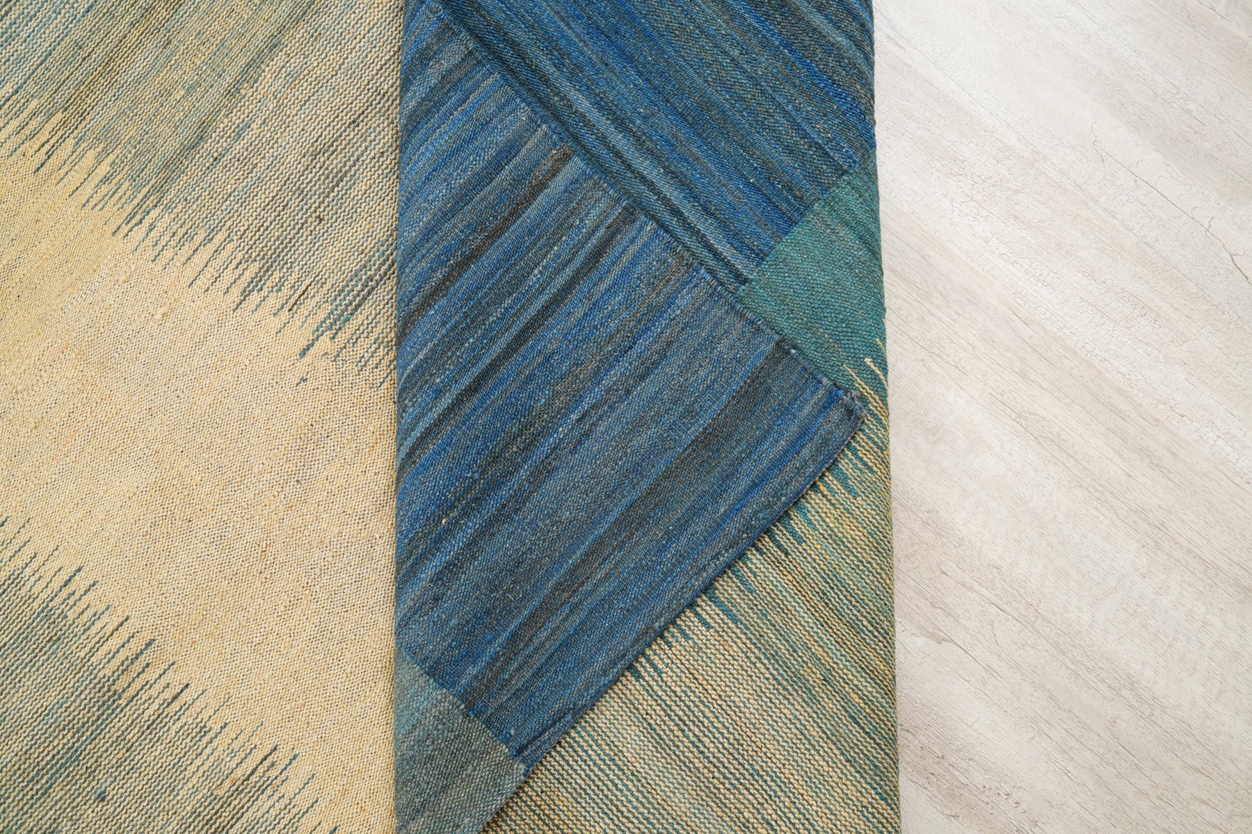 Modern Minimalist Kilim 9'8" x 6'7"