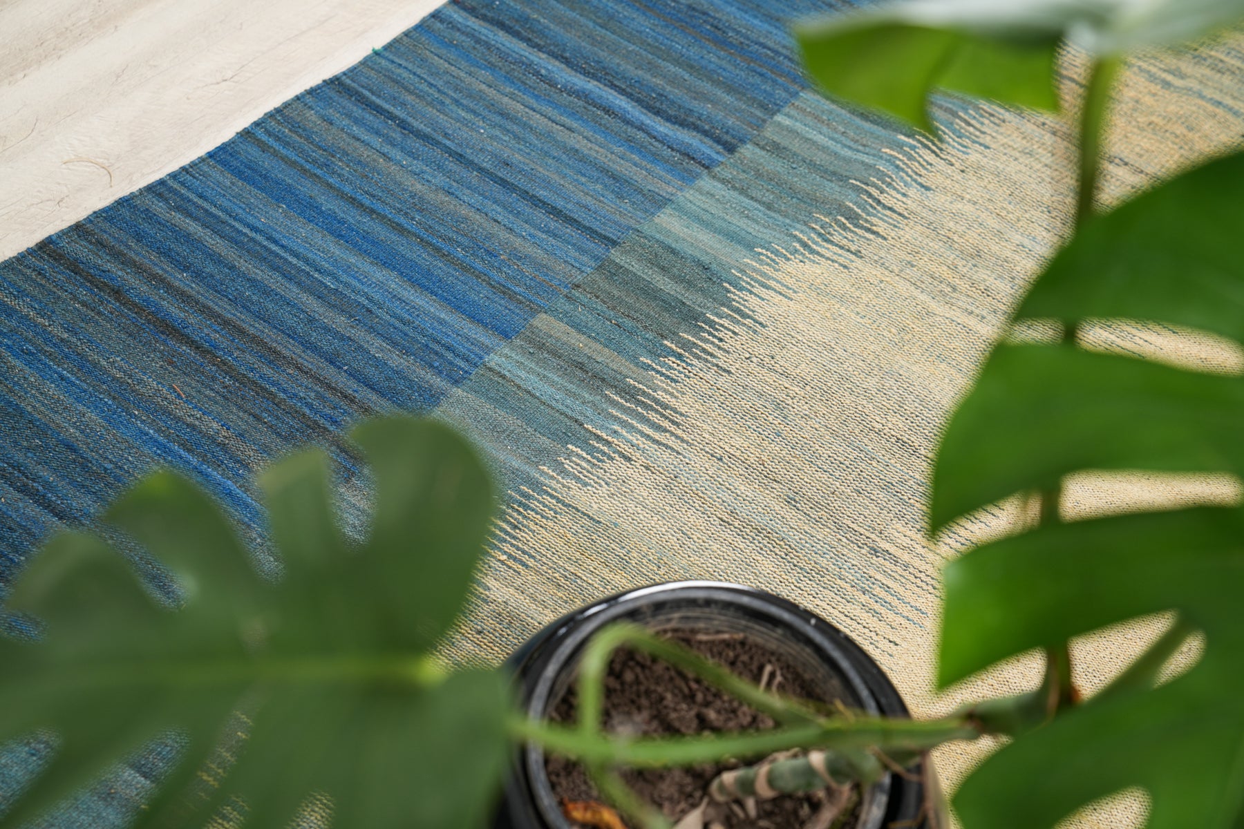 Modern Minimalist Kilim 9'8" x 6'7"