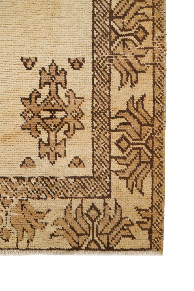 vintage Moroccan rug 7'2" x 5'