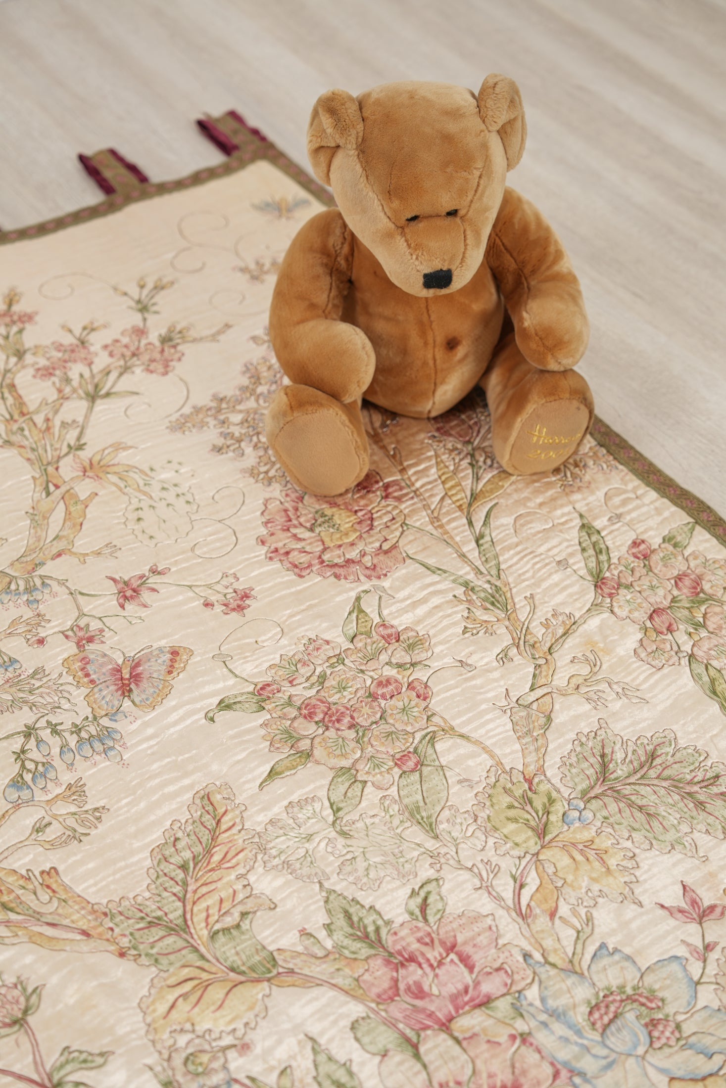 Vintage French Floral Loom Tapestry 4'8" x 3'5"