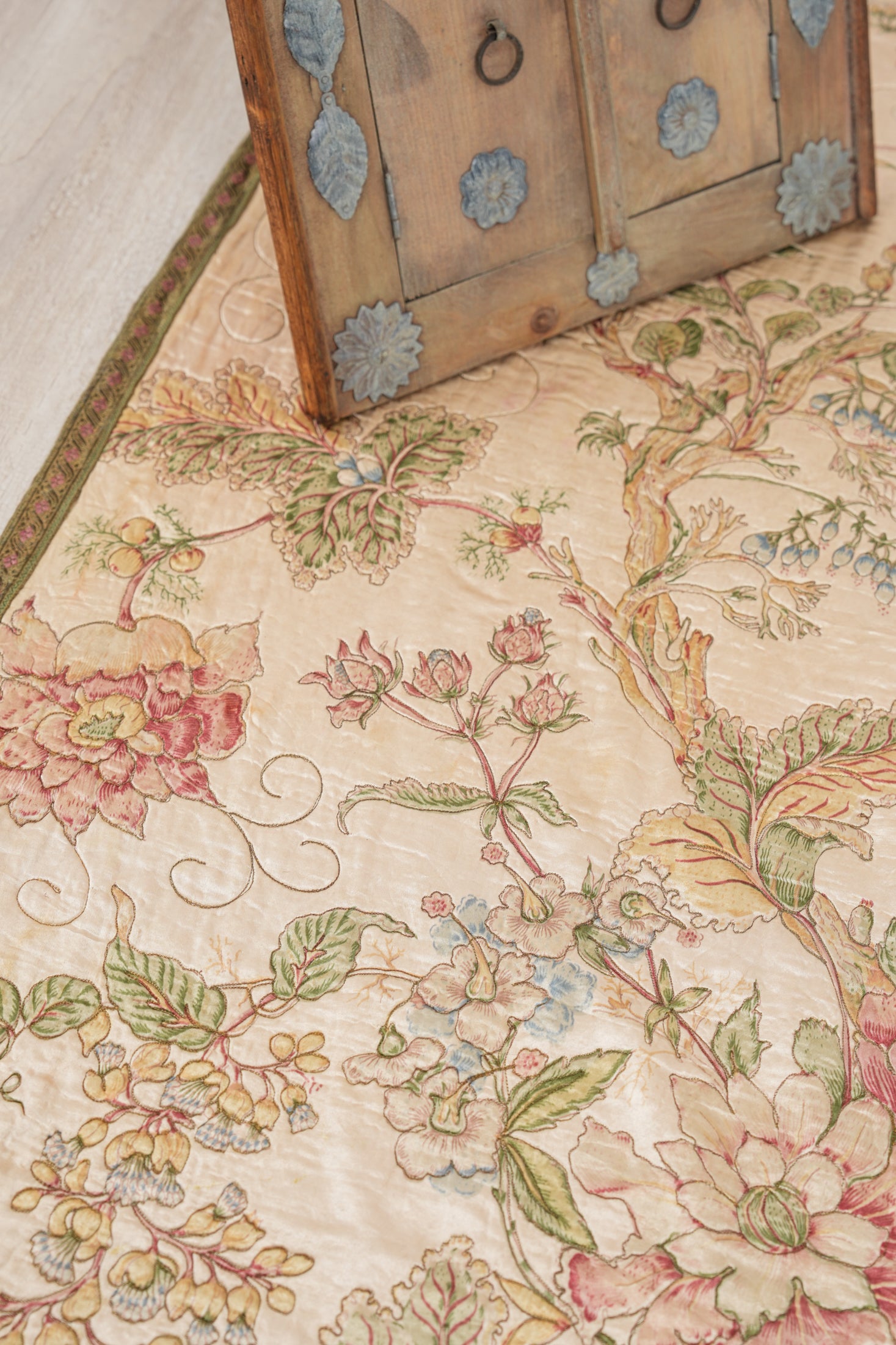 Vintage French Floral Loom Tapestry 4'8" x 3'5"