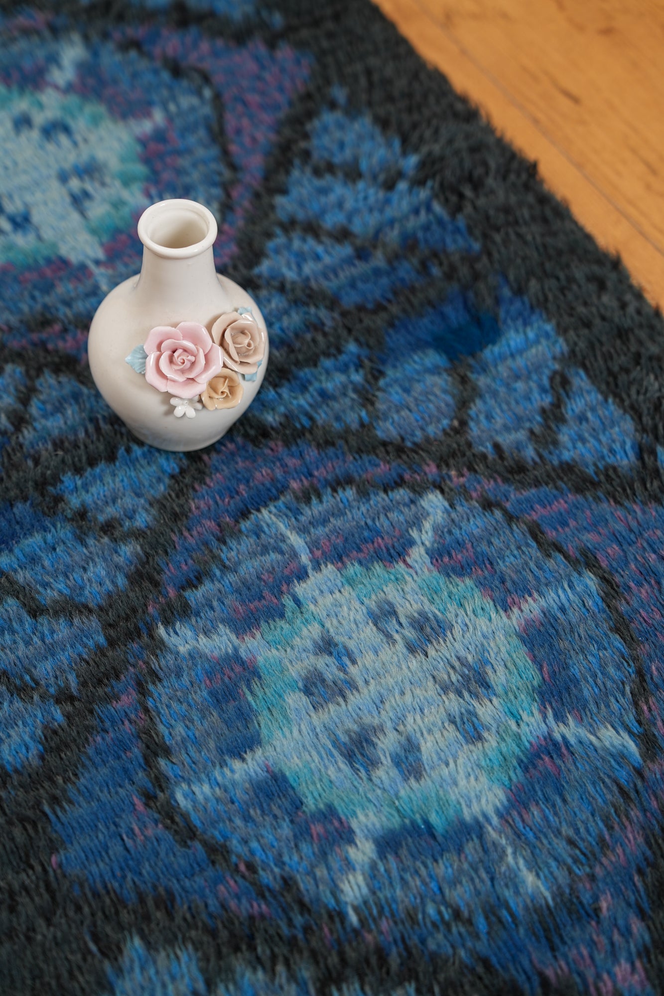 Vintage Scandinavian Rya Rug 2'10" x 1'8"