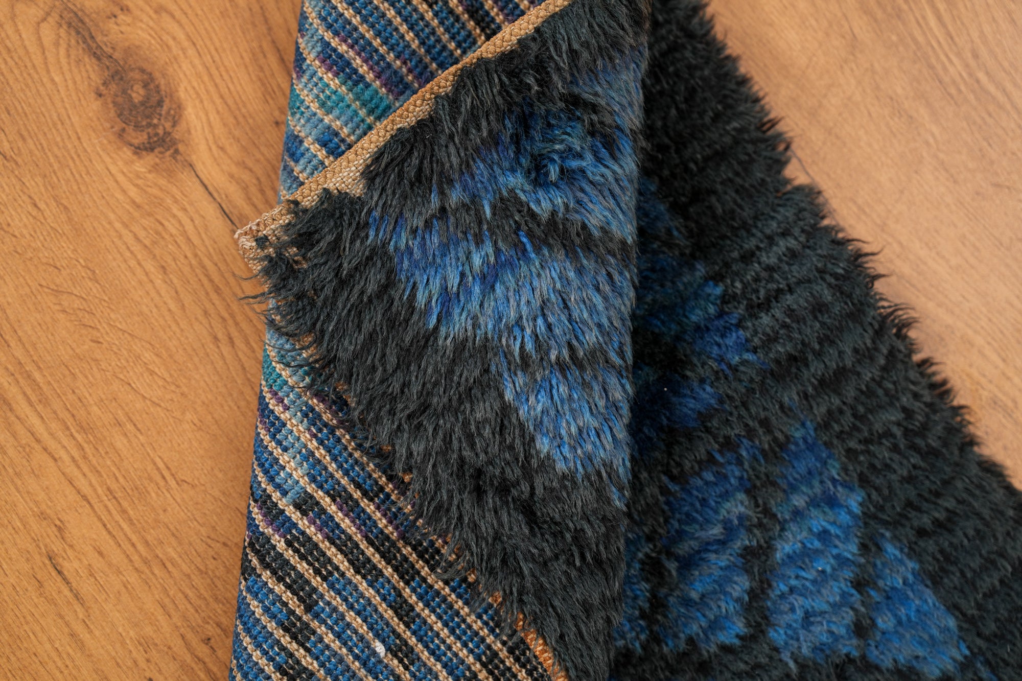 Vintage Scandinavian Rya Rug 2'10" x 1'8"