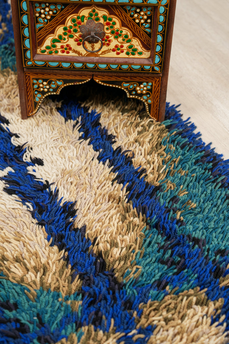 Vintage Scandinavian Rya Rug 4'7" x 2'7"